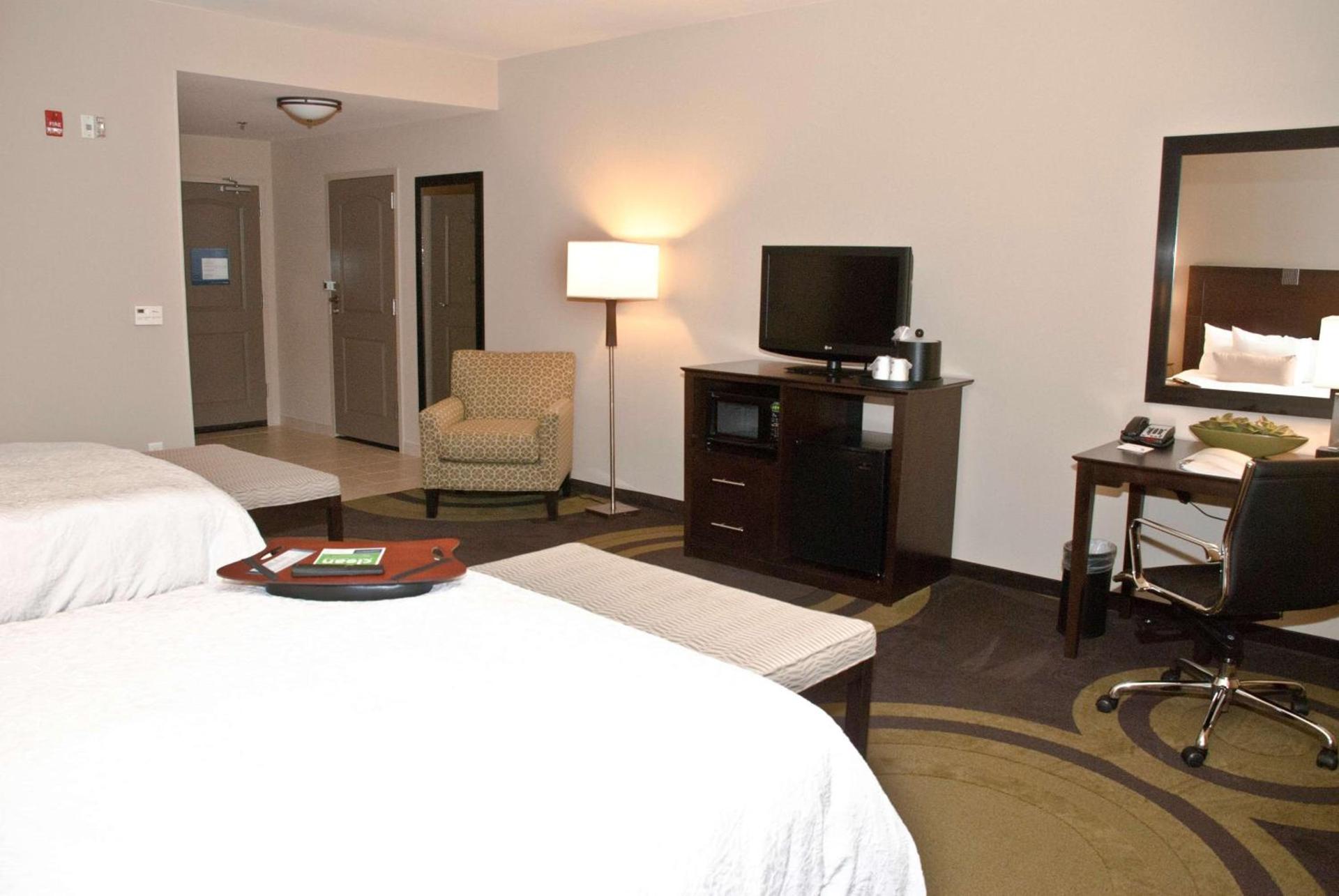 Hampton Inn Maumelle photo 24