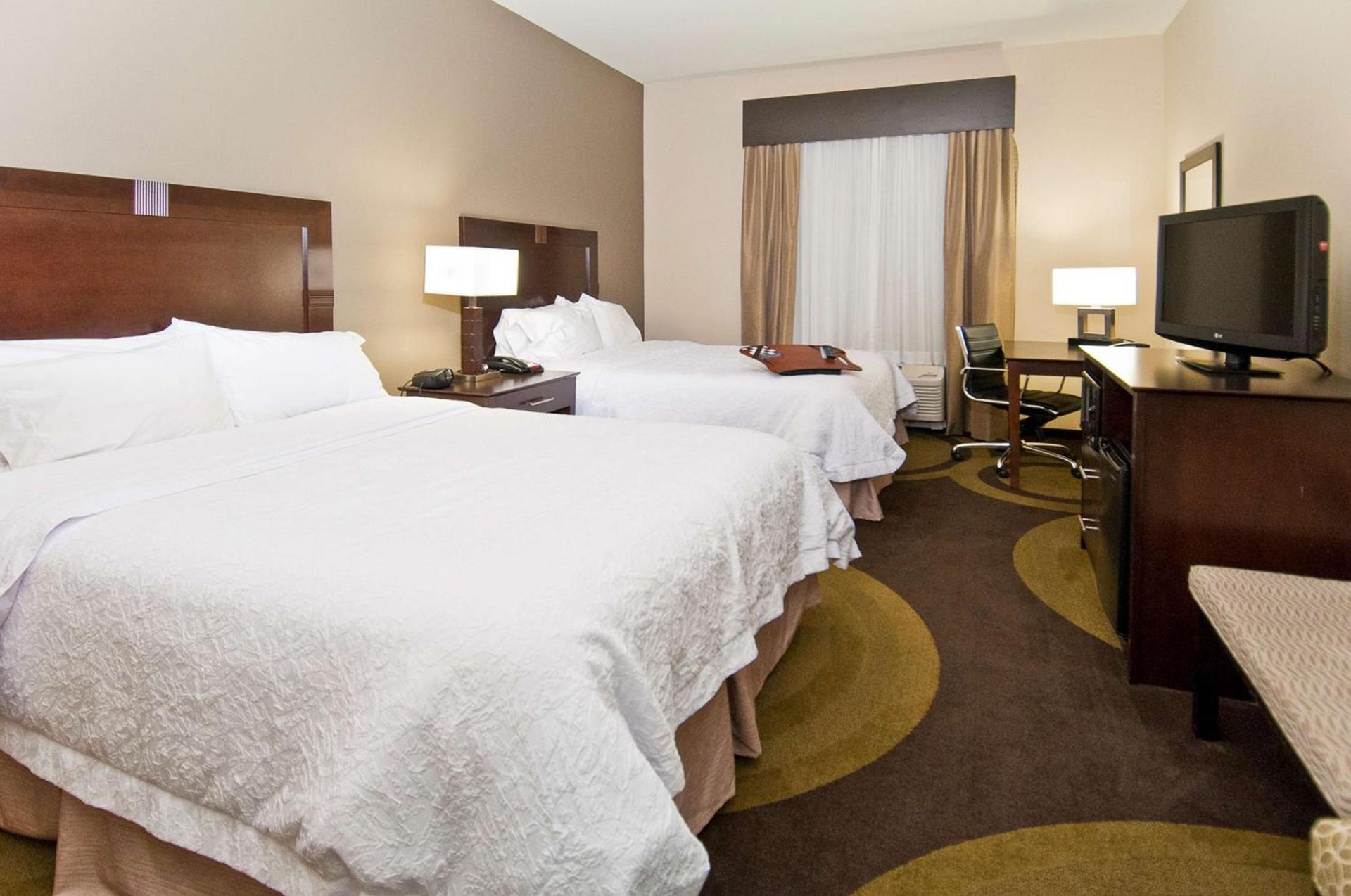 Hampton Inn Maumelle photo 27