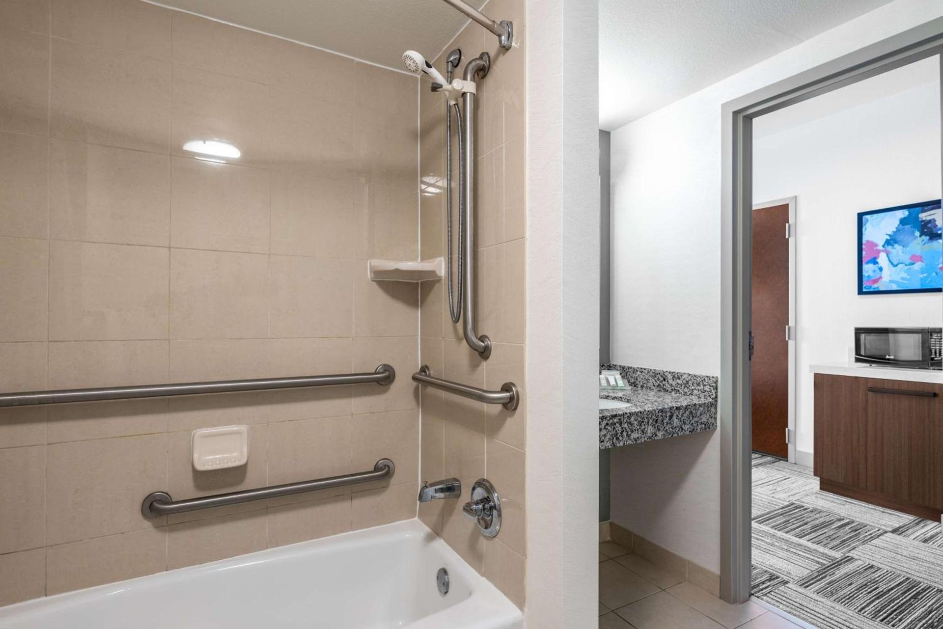 Hilton Garden Inn North Little Rock photo 16