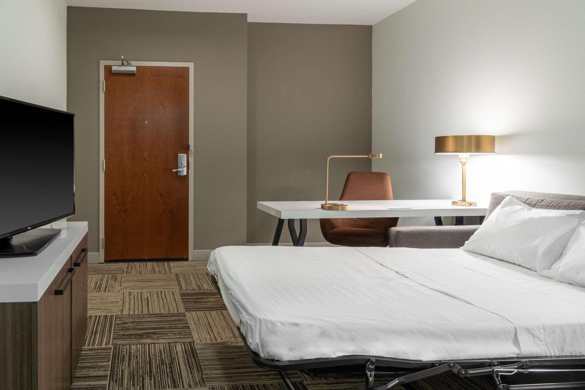 Hilton Garden Inn North Little Rock photo 29