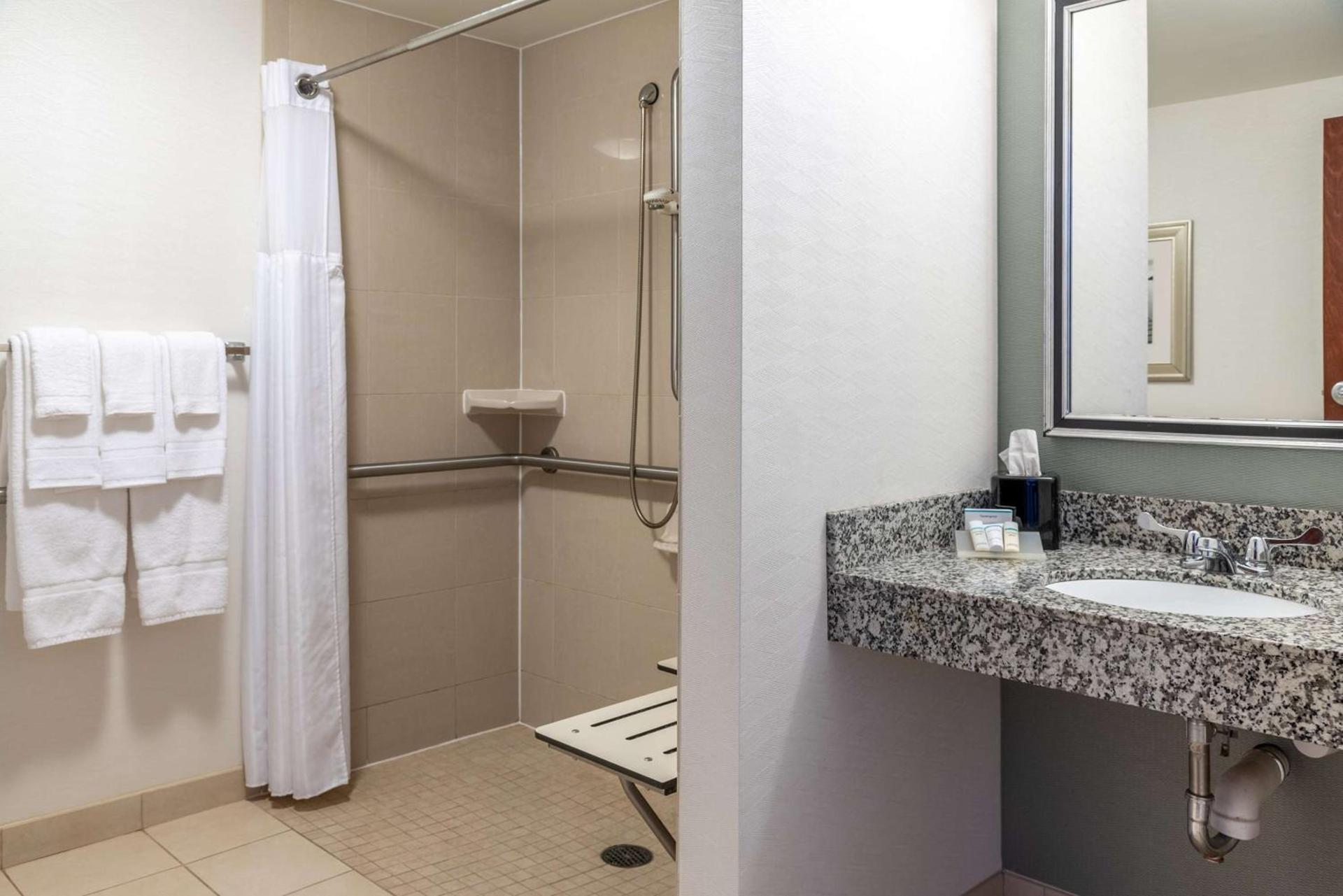 Hilton Garden Inn North Little Rock photo 45