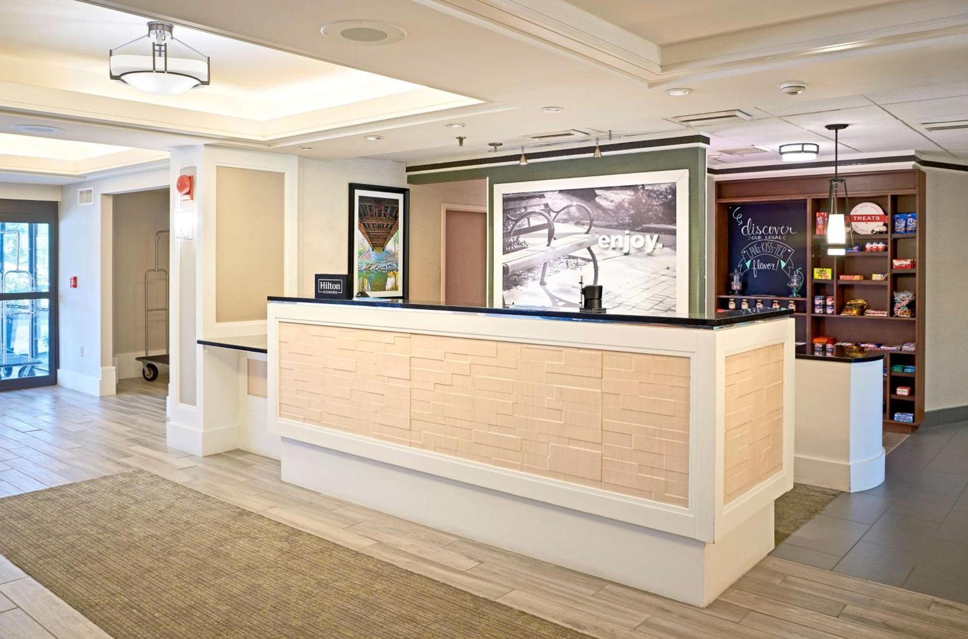 Hampton Inn Lancaster photo 7