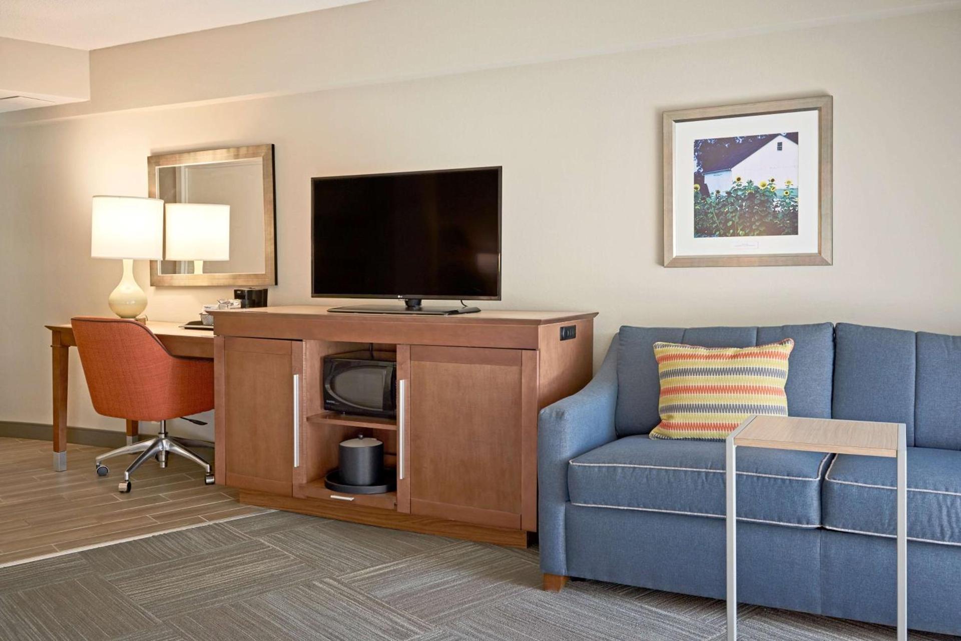 Hampton Inn Lancaster photo 15