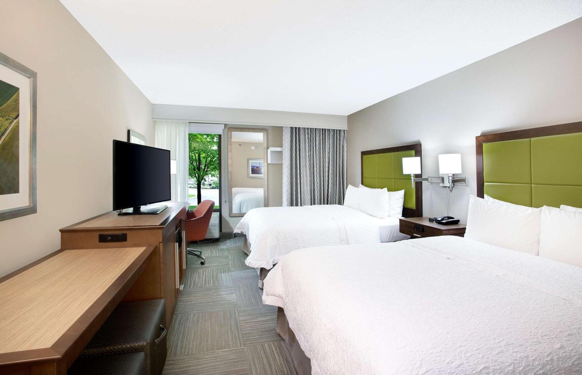 Hampton Inn Lancaster photo 24