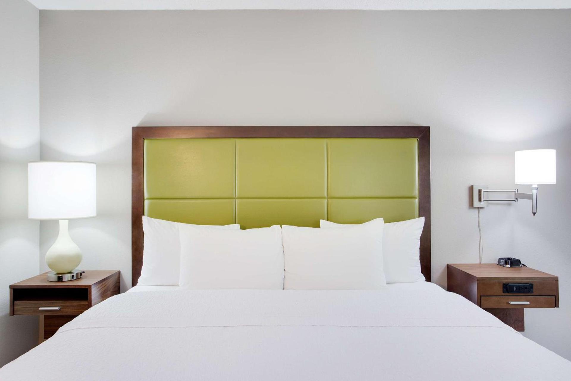Hampton Inn Lancaster photo 30