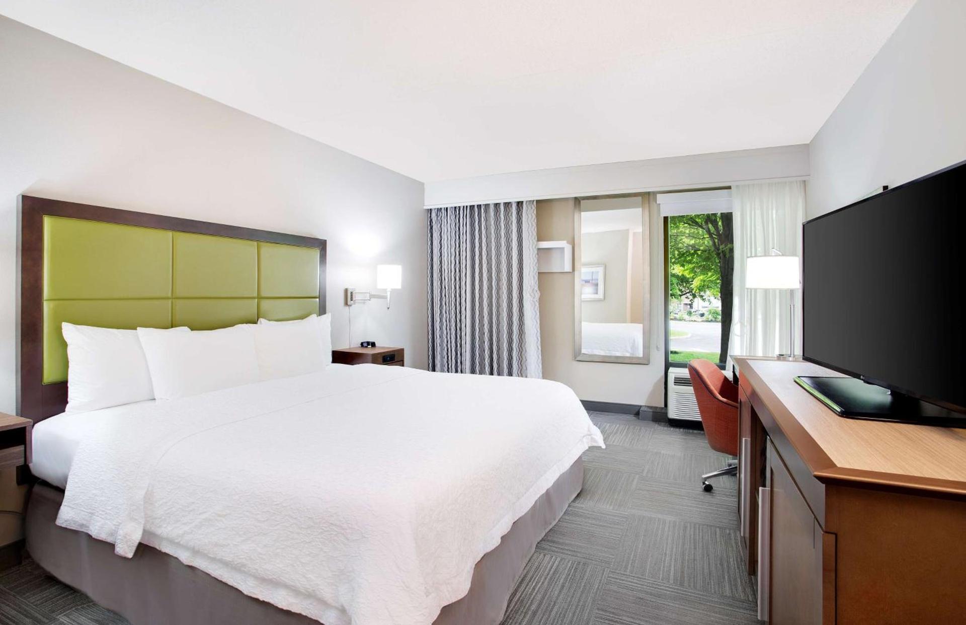 Hampton Inn Lancaster photo 28