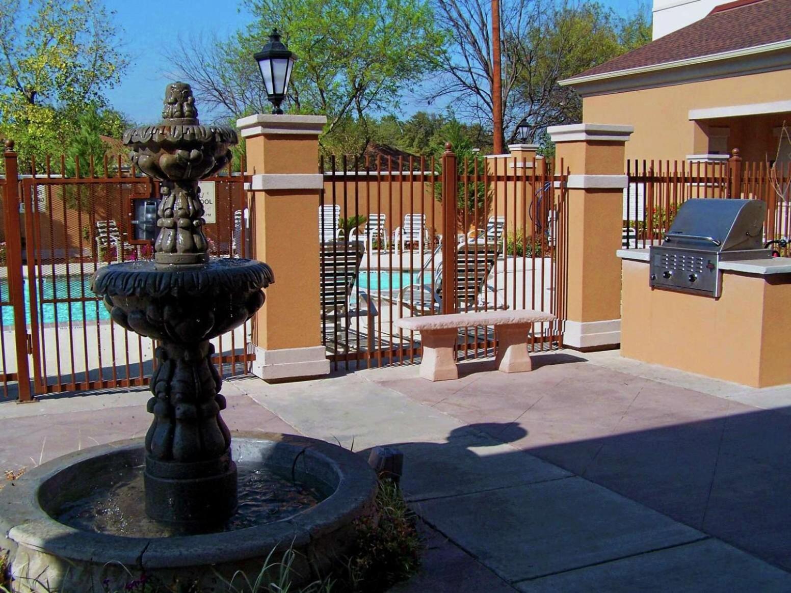 Homewood Suites Laredo at Mall Del Norte photo 9