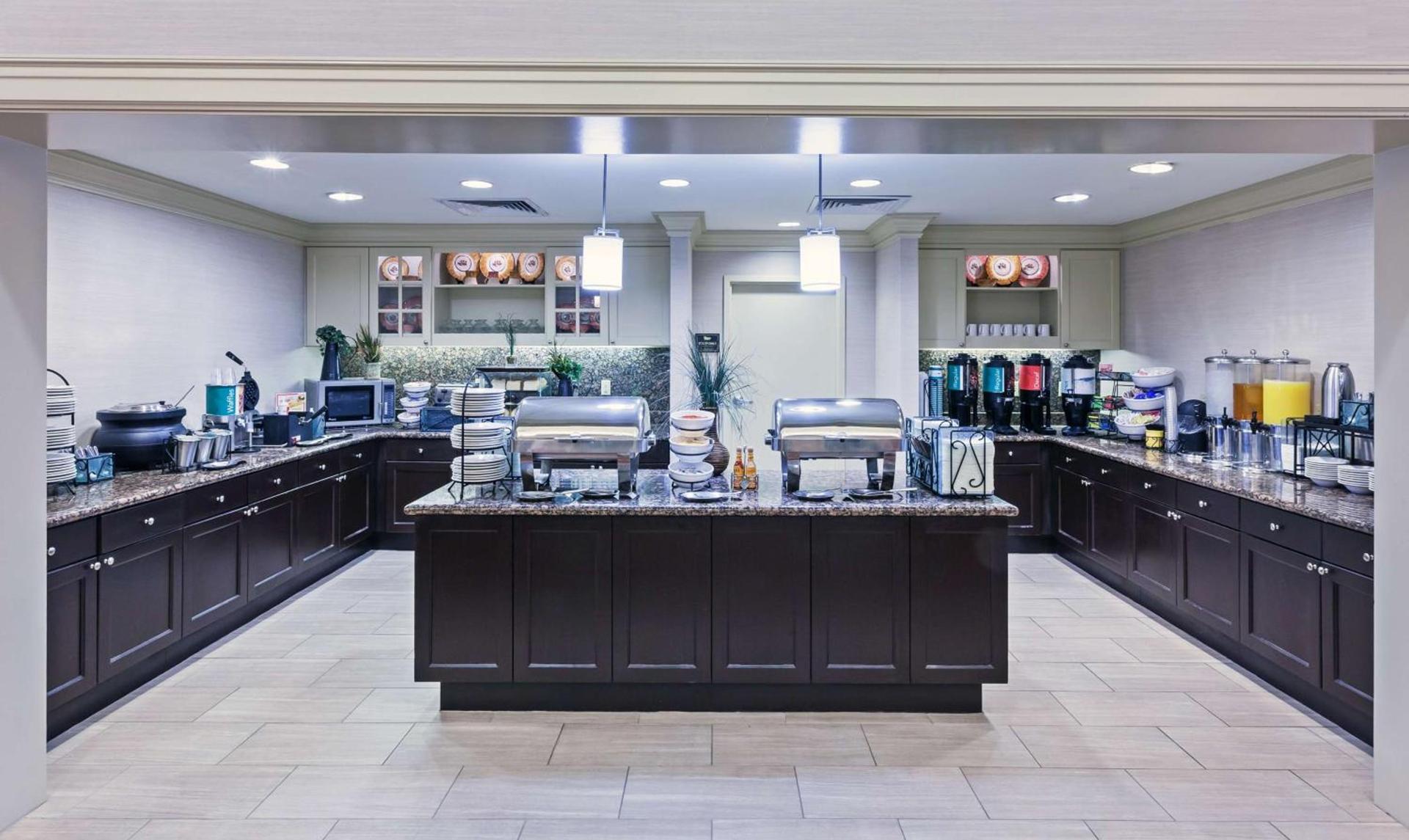 Homewood Suites Laredo at Mall Del Norte photo 14