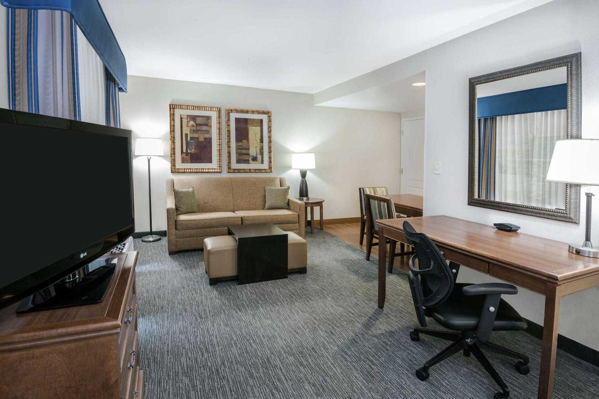 Homewood Suites Laredo at Mall Del Norte photo 22