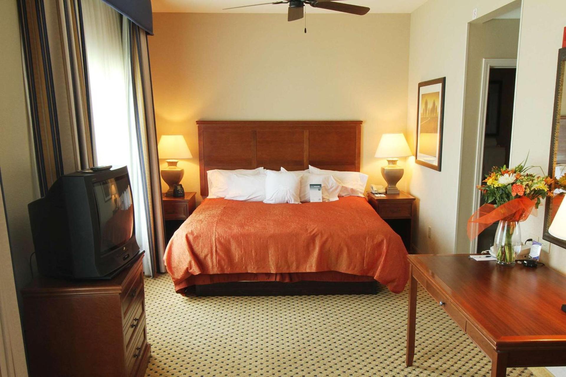 Homewood Suites Laredo at Mall Del Norte photo 25