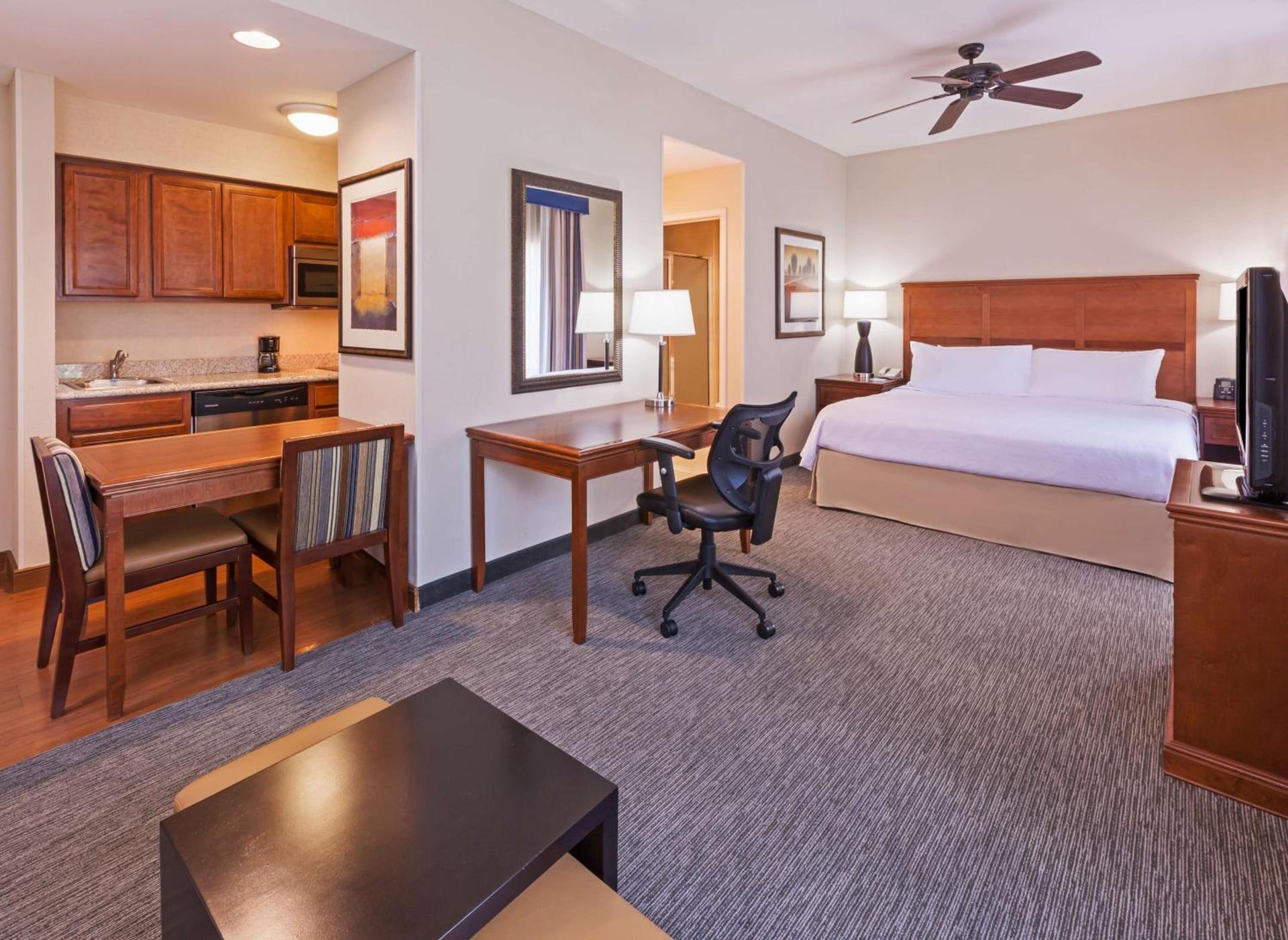 Homewood Suites Laredo at Mall Del Norte photo 34