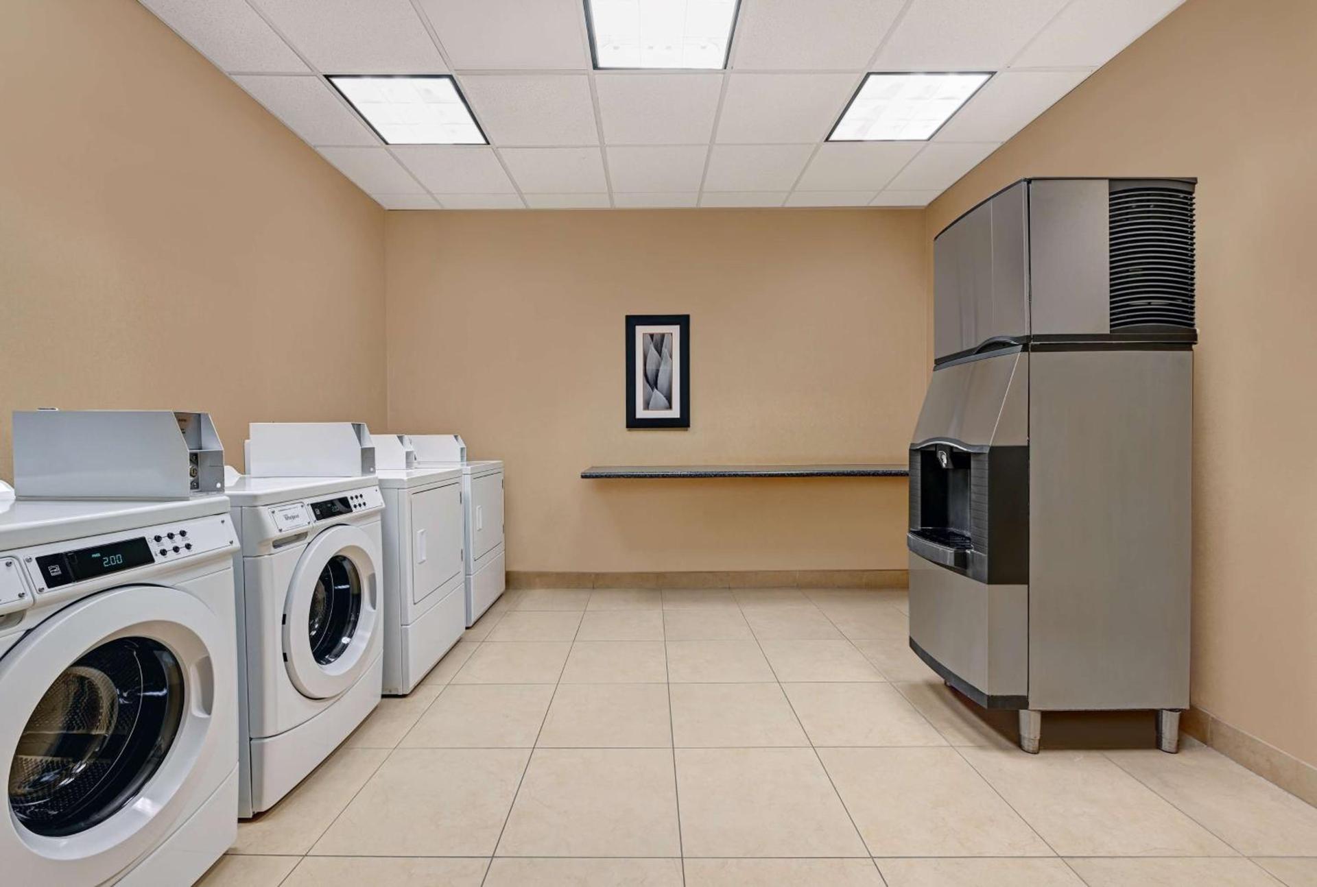 Hampton Inn Lordsburg photo 32