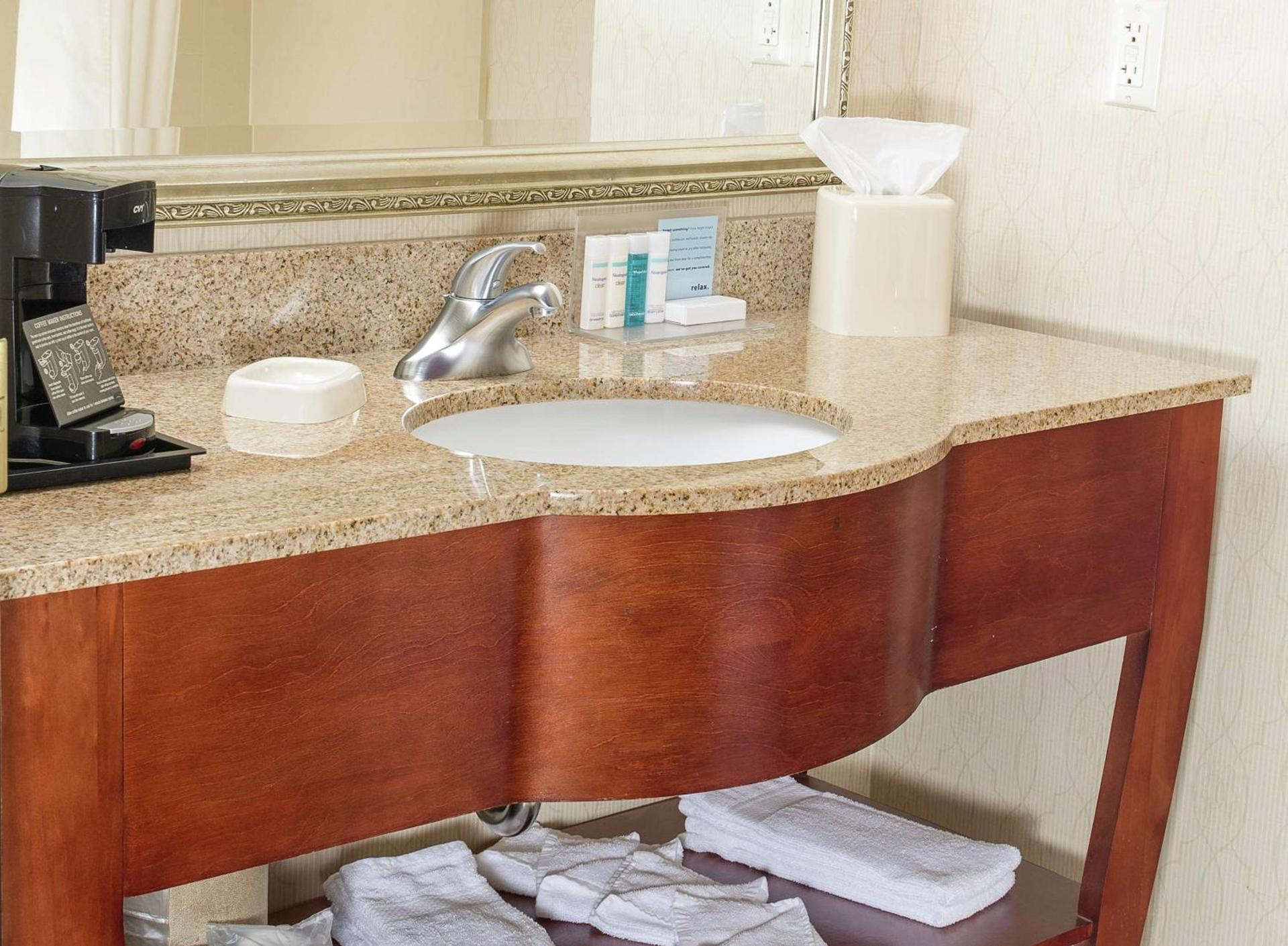 Hampton Inn Littleton photo 15