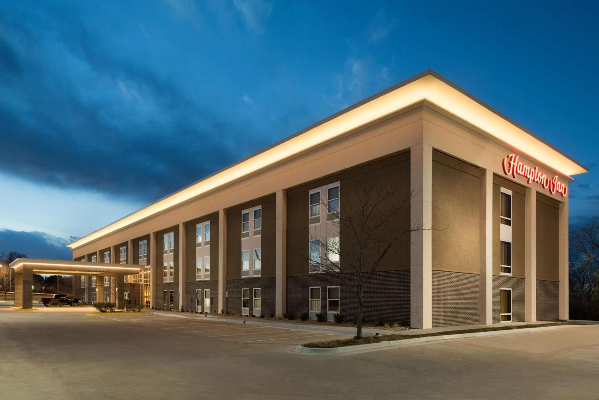 Hampton Inn Lawrence — hotel in Lawrence