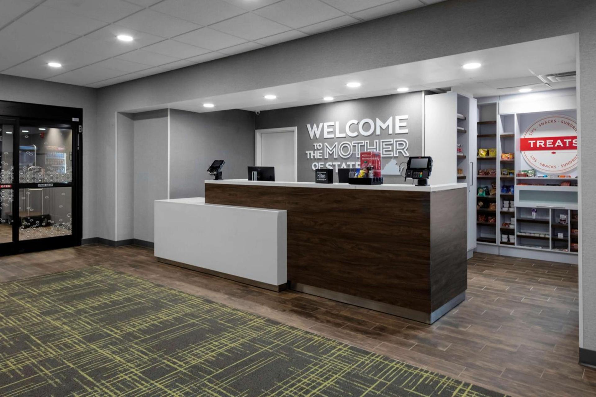 Hampton Inn Gretna - Smith Mountain Lake photo 4