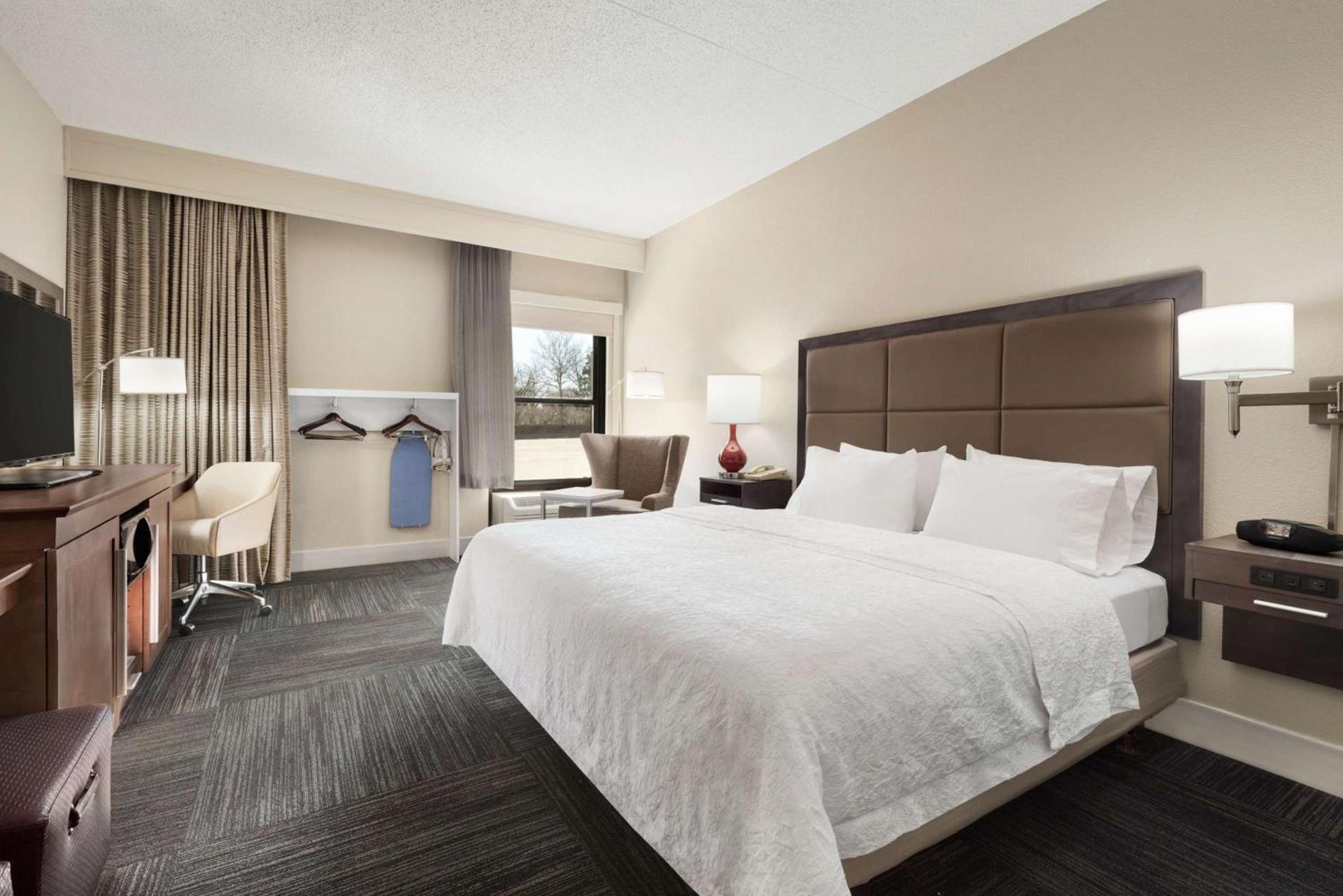 Hampton Inn Lawrence photo 21