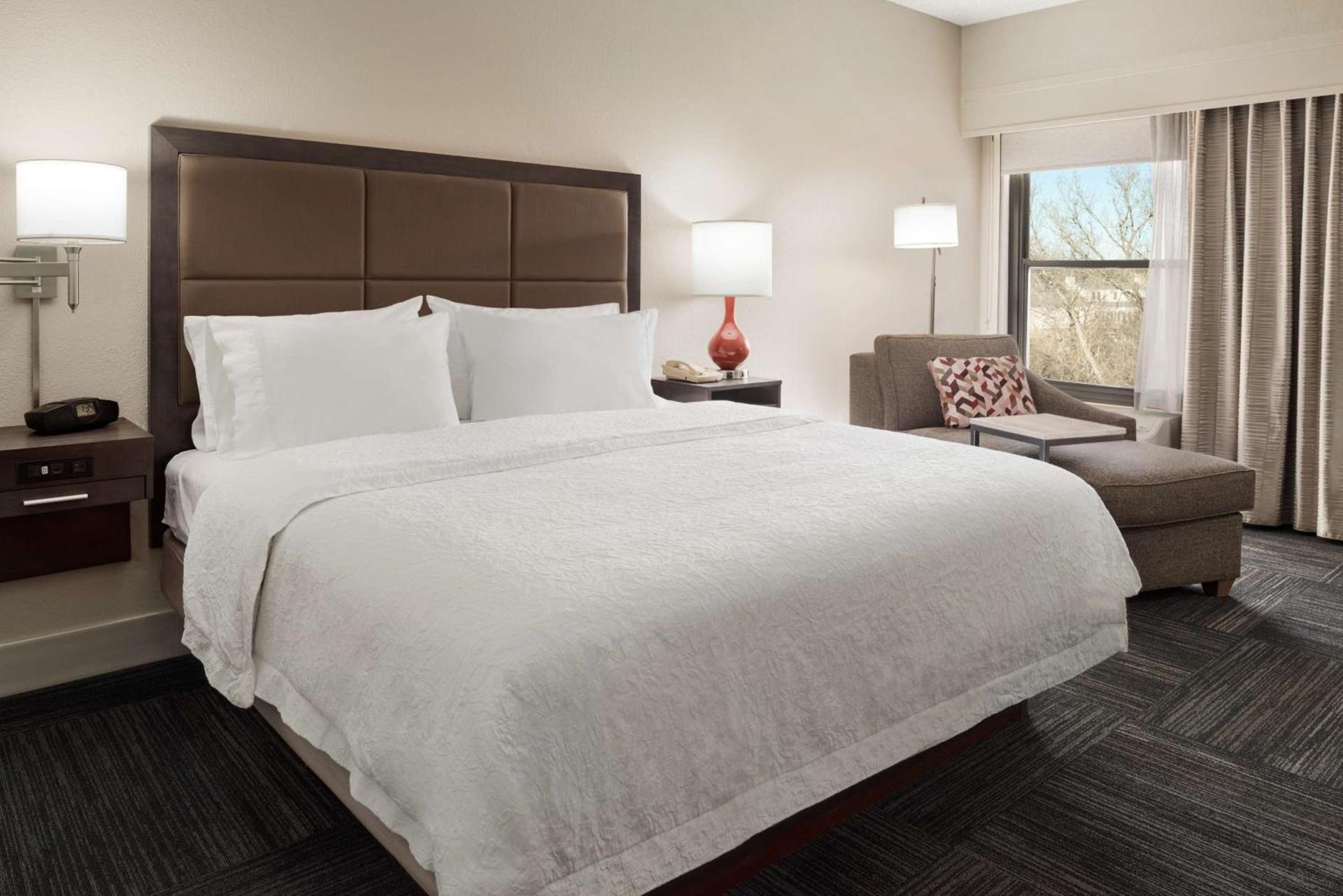 Hampton Inn Lawrence photo 23