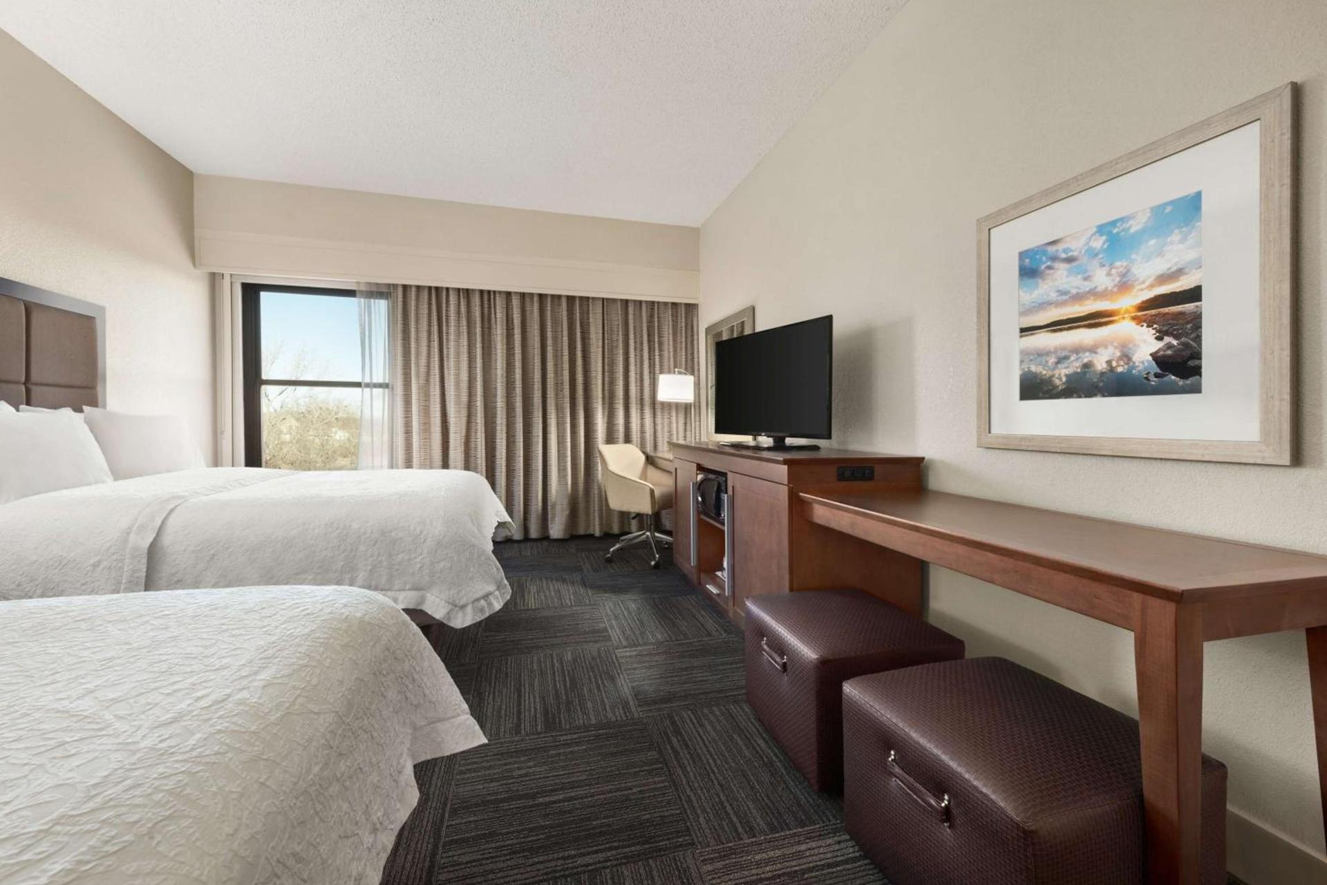 Hampton Inn Lawrence photo 25