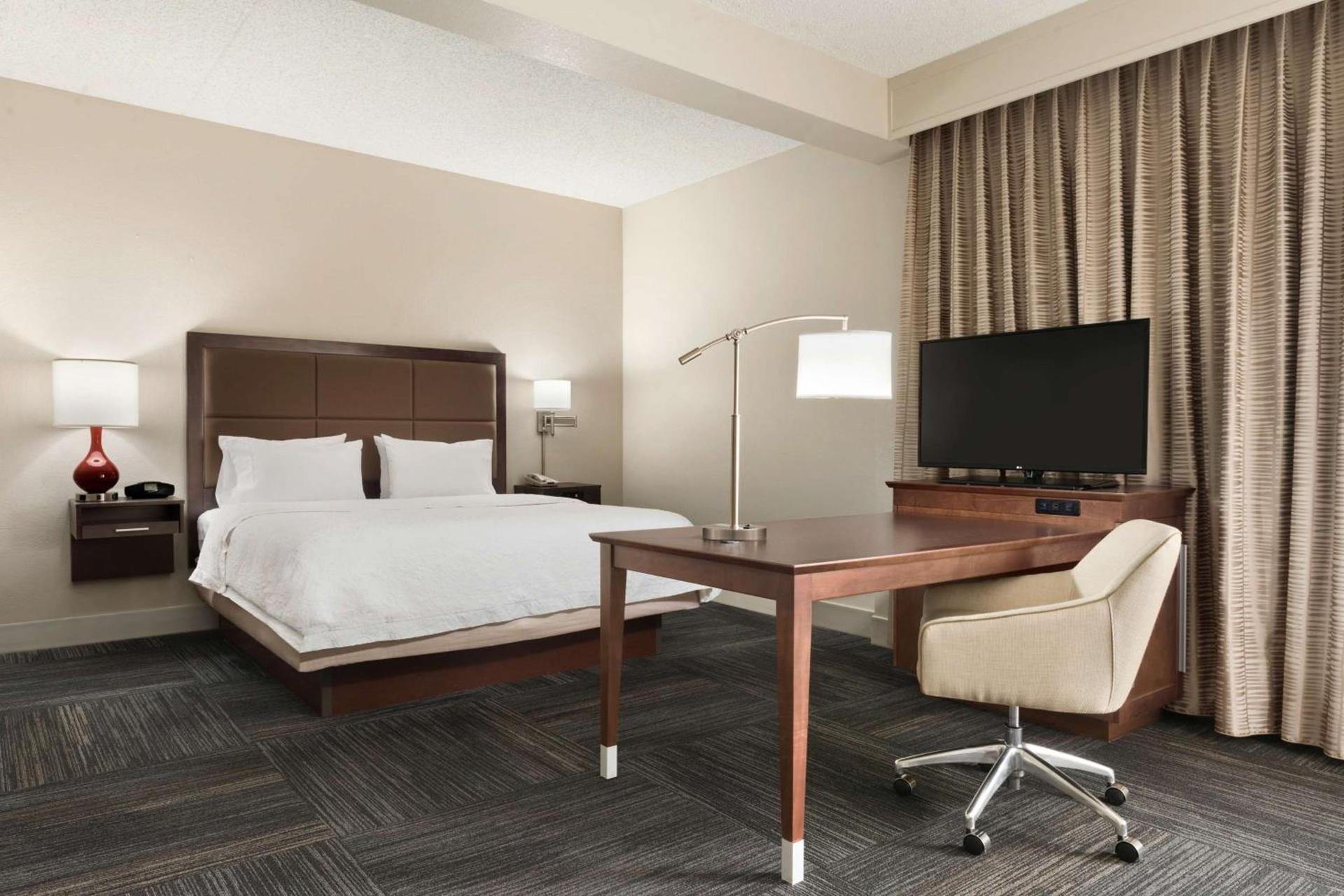 Hampton Inn Lawrence photo 26