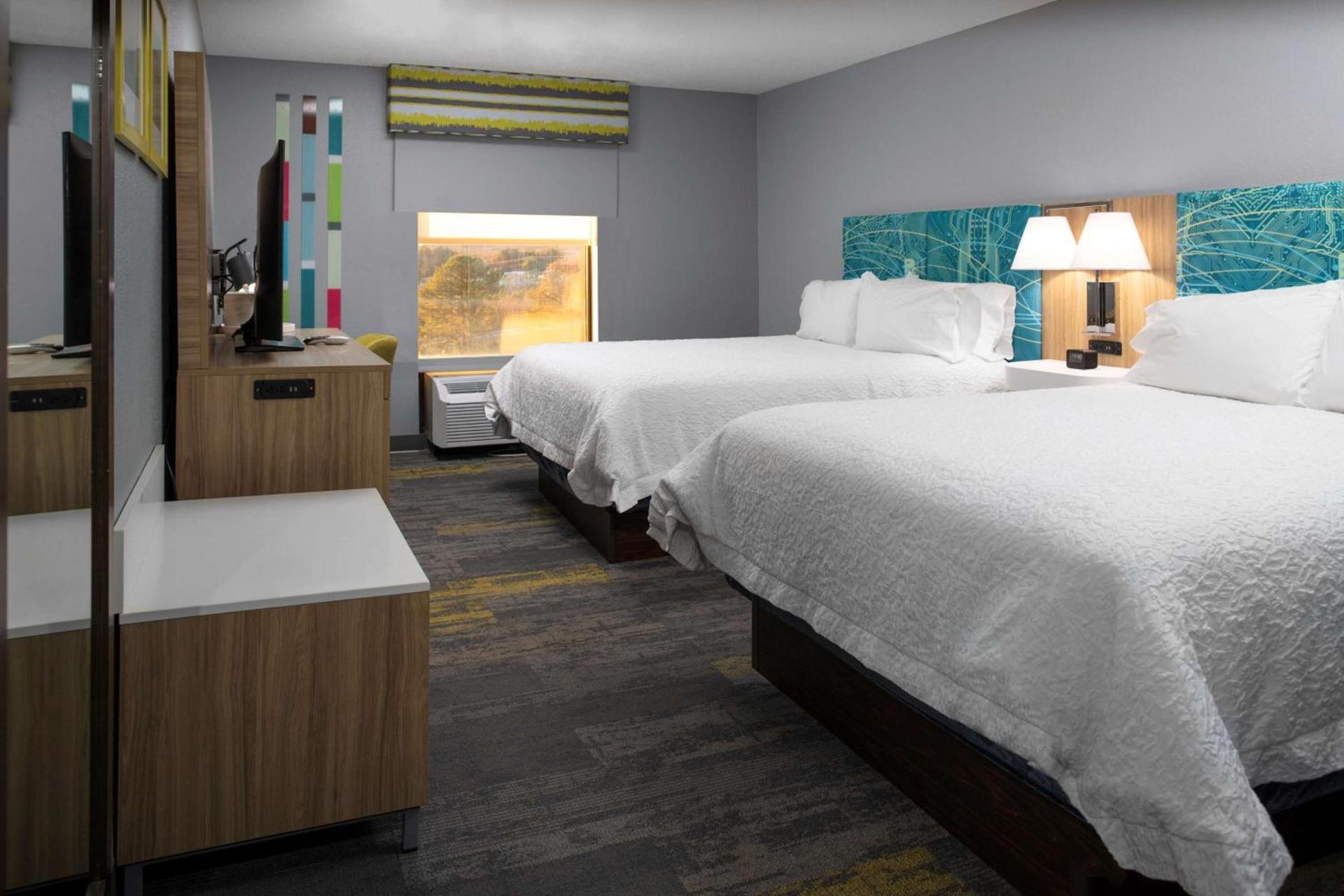 Hampton Inn Gretna - Smith Mountain Lake photo 21