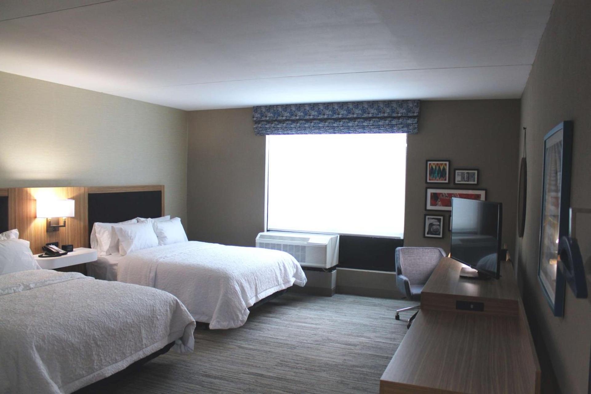 Hampton Inn Forsyth photo 25