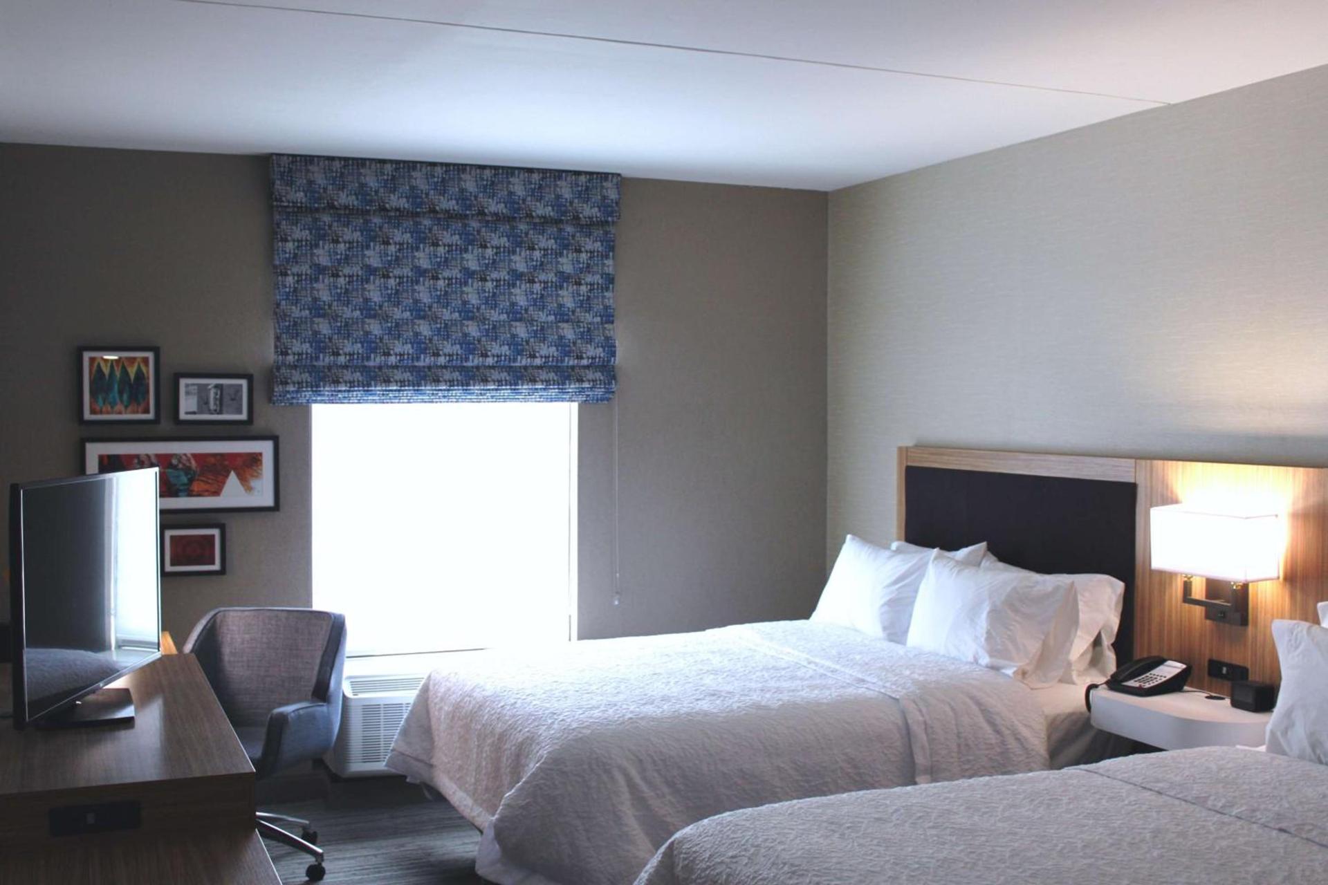 Hampton Inn Forsyth photo 30