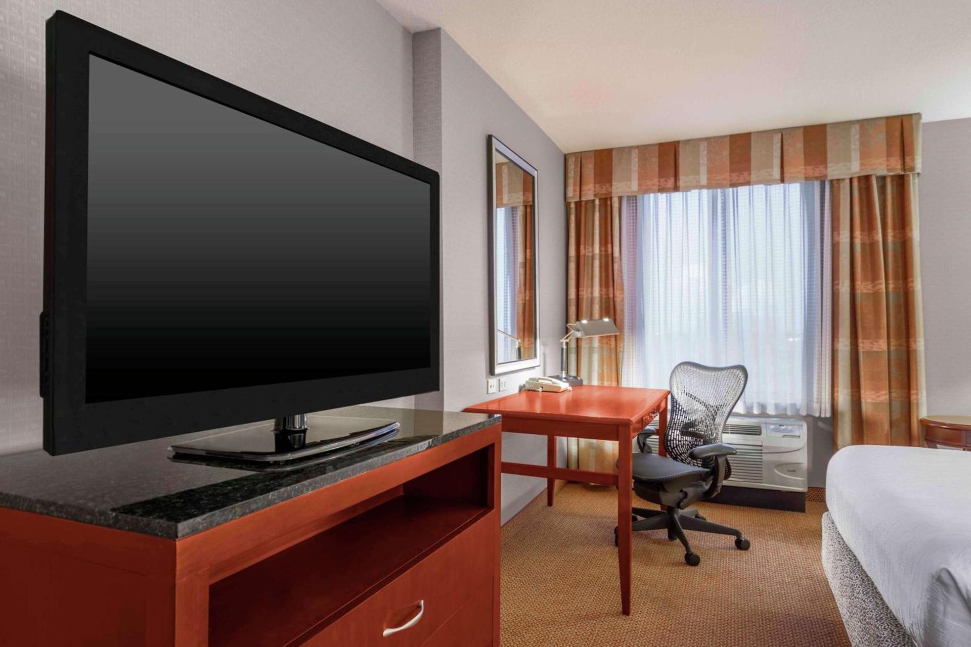 Hilton Garden Inn Independence photo 26