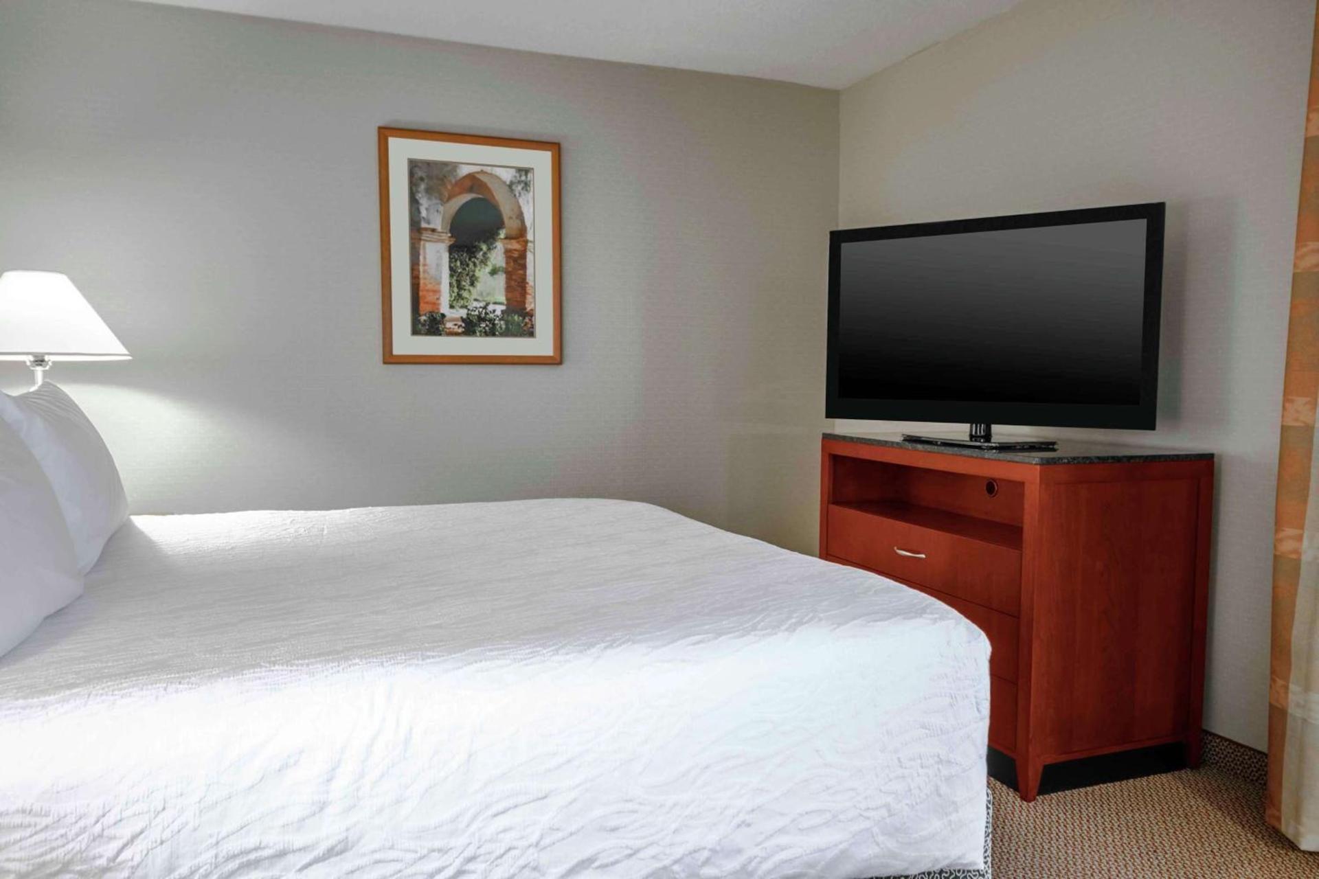 Hilton Garden Inn Independence photo 31