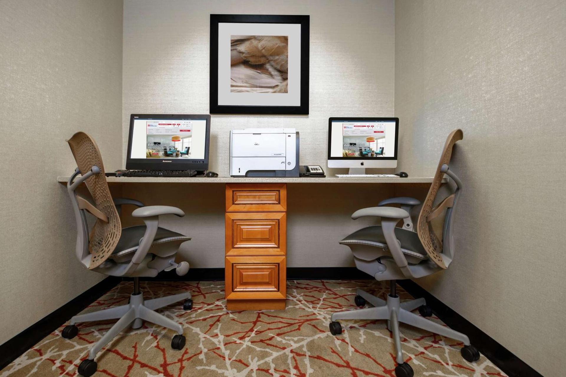 Hilton Garden Inn Independence photo 52