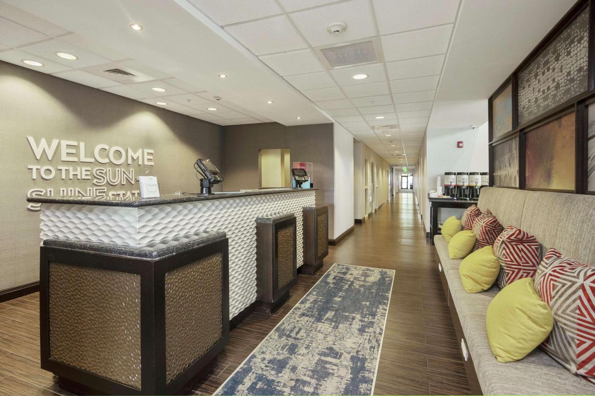 Hampton Inn & Suites Orlando-Apopka photo 73