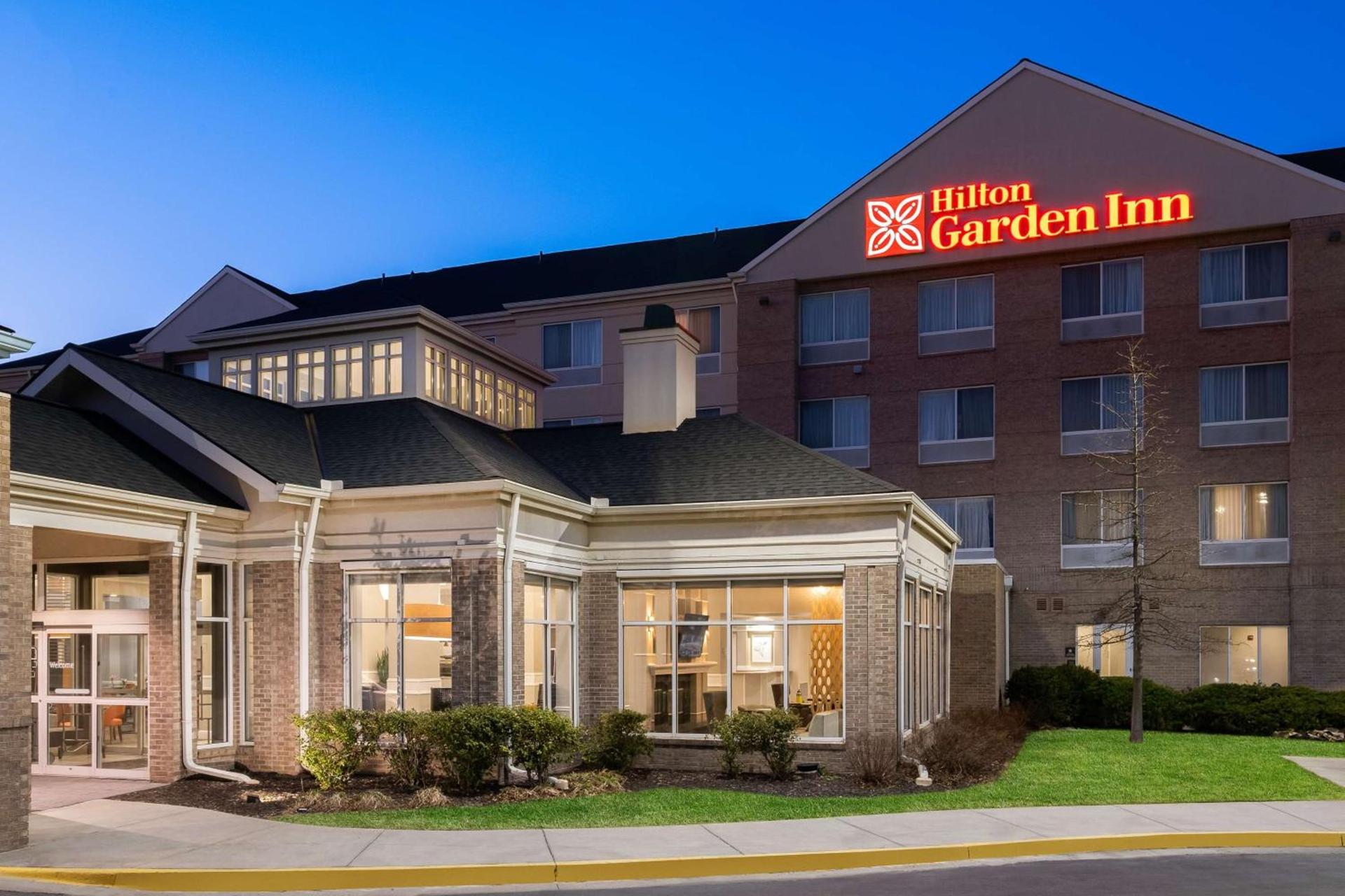 Hilton Garden Inn Overland Park photo 2