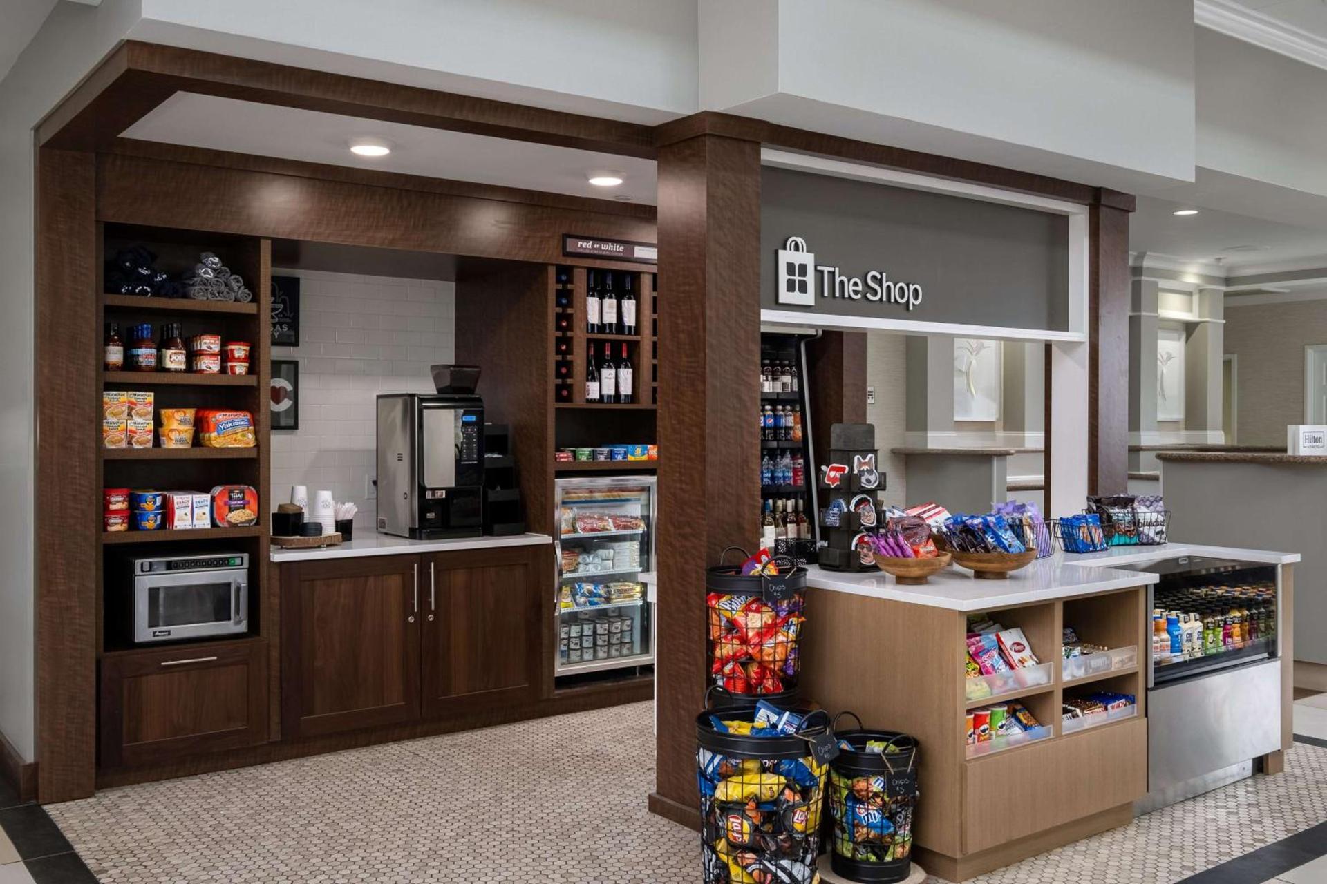 Hilton Garden Inn Overland Park photo 9