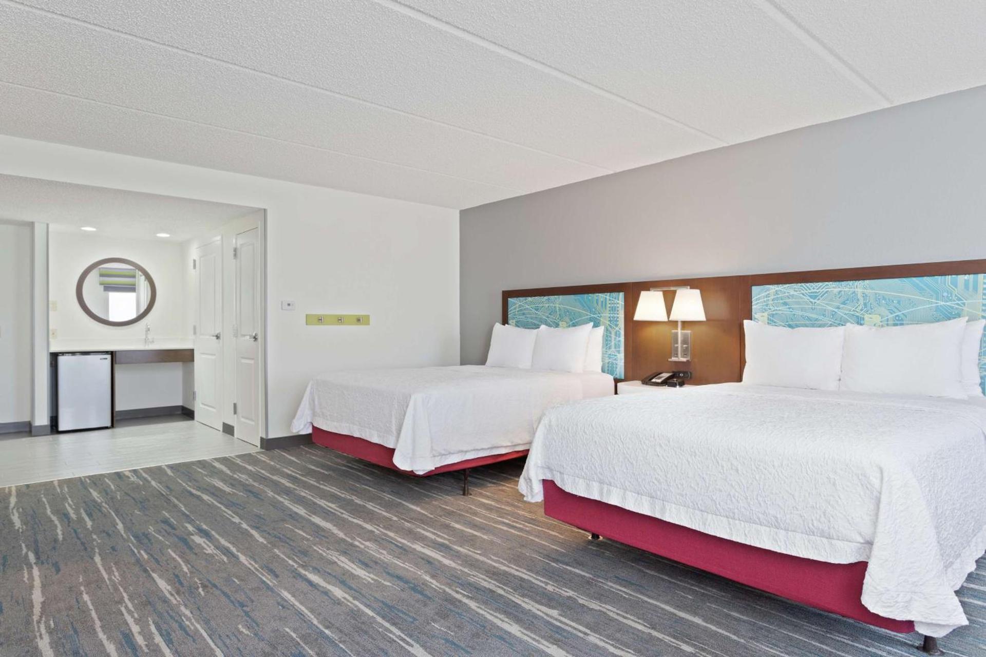 Hampton Inn & Suites Orlando International Drive North photo 32