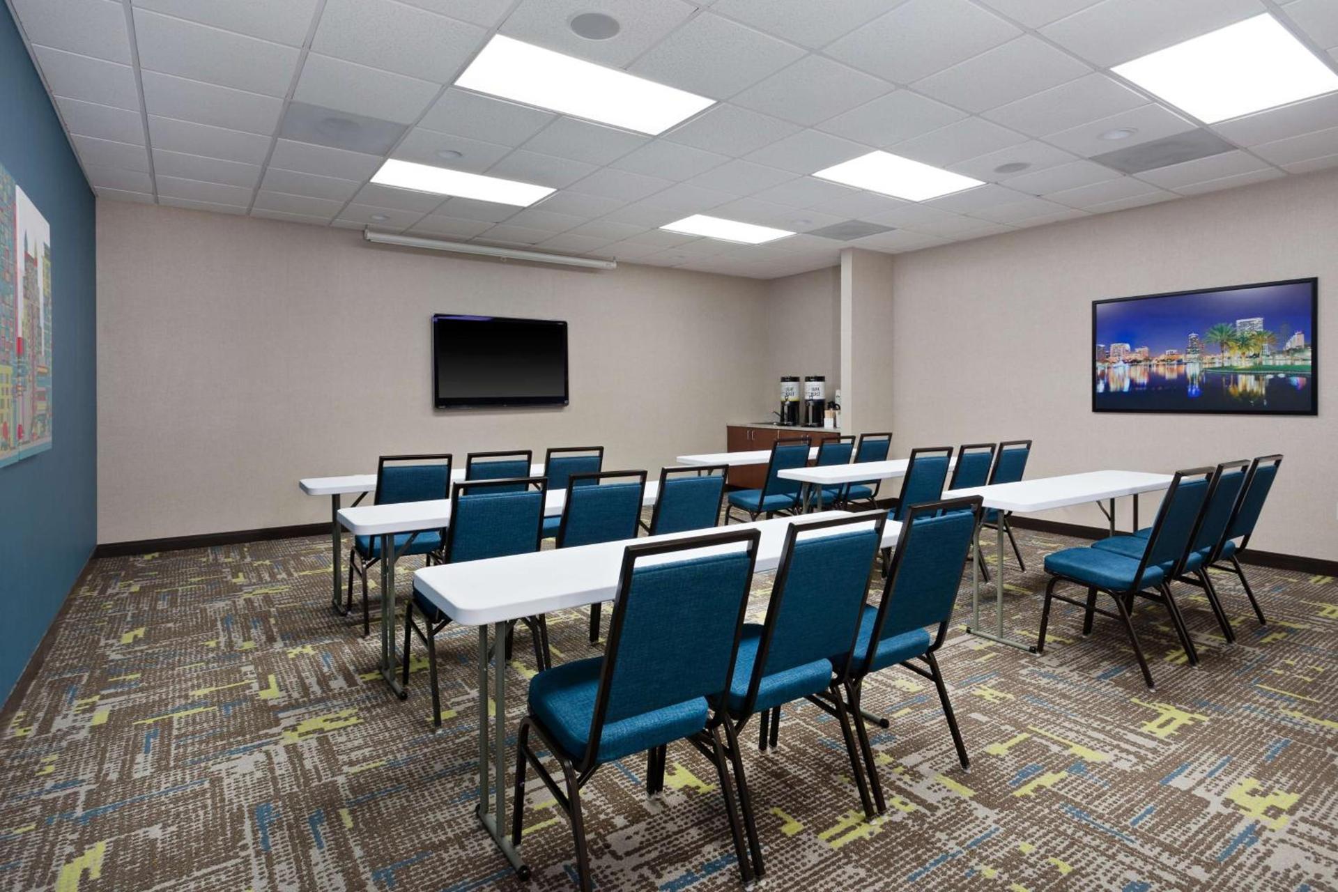Hampton Inn & Suites Orlando International Drive North photo 40