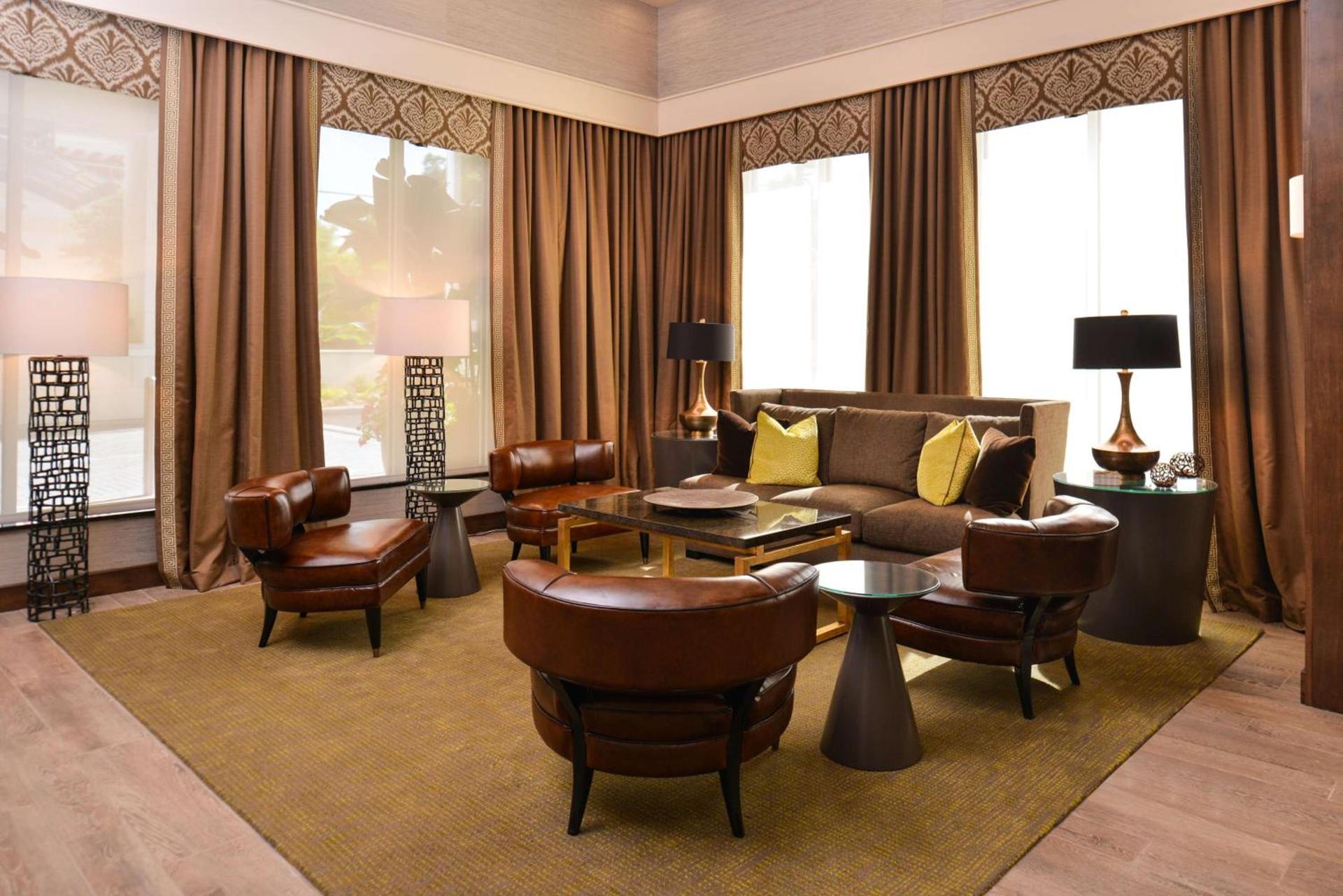 Hampton Inn & Suites Orlando/Downtown South - Medical Center photo 4