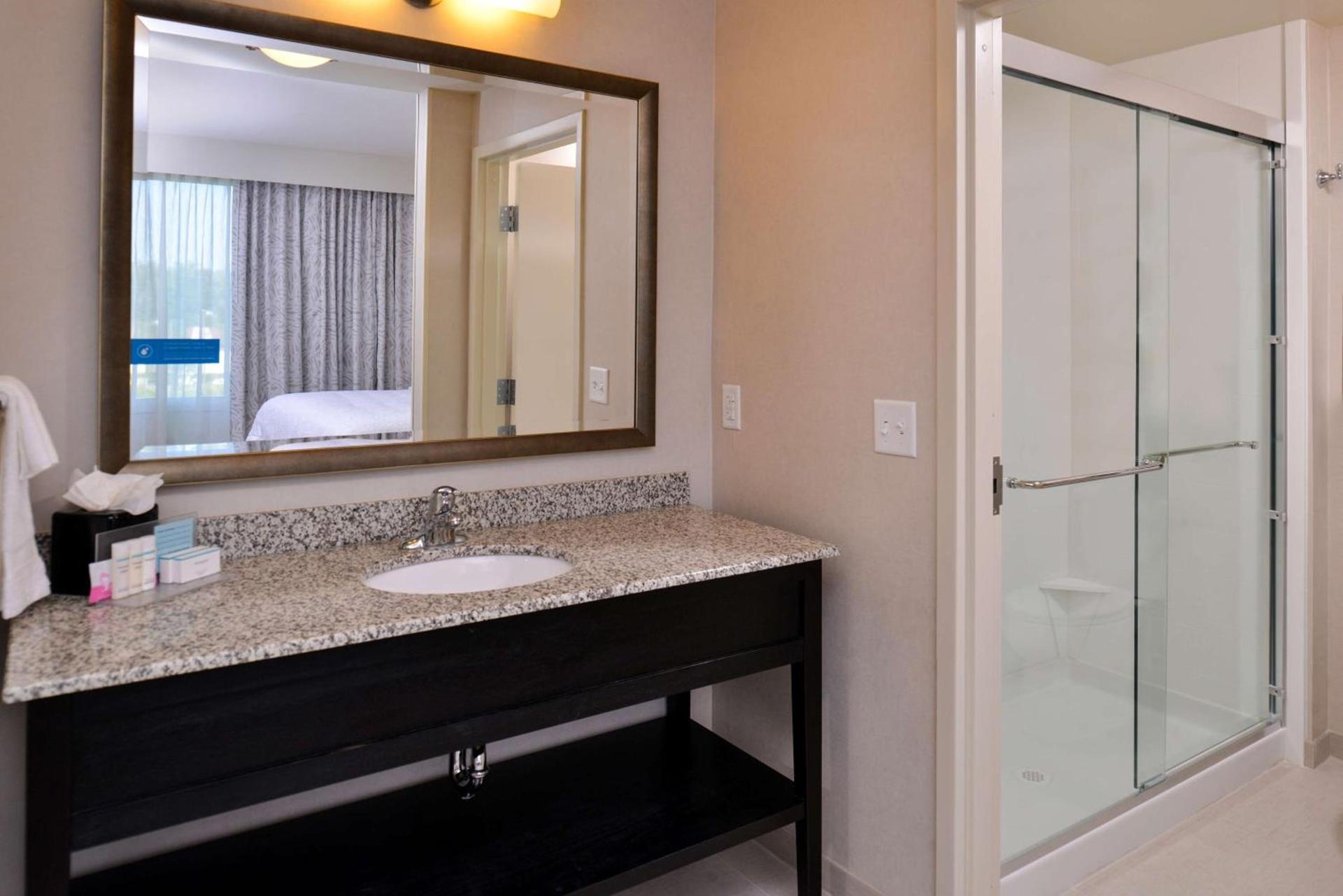 Hampton Inn & Suites Orlando/Downtown South - Medical Center photo 16