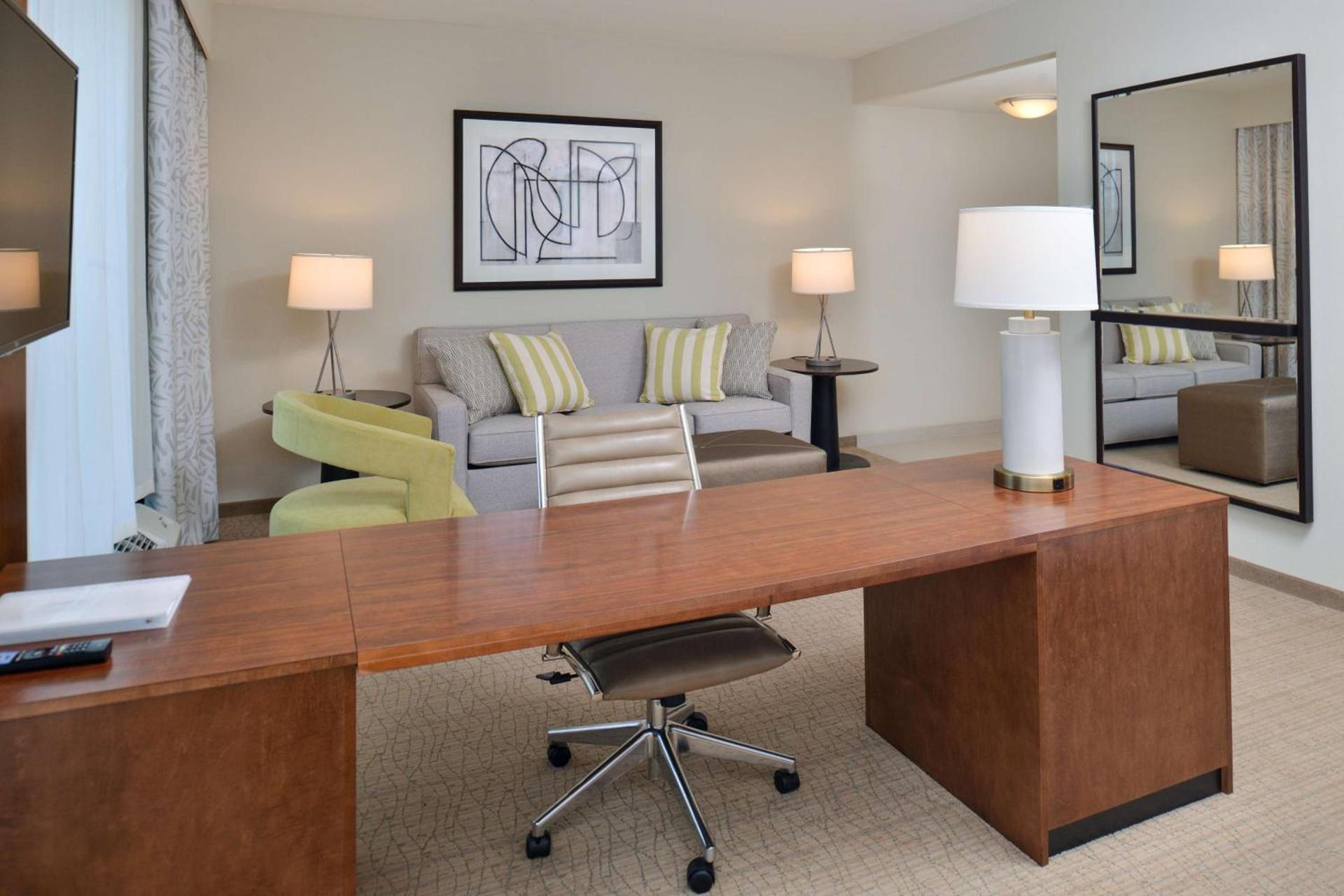 Hampton Inn & Suites Orlando/Downtown South - Medical Center photo 29
