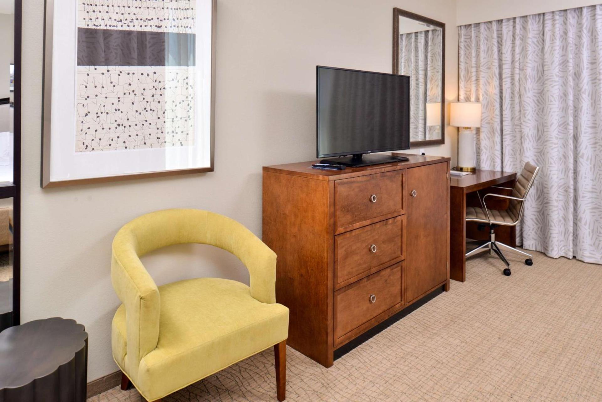 Hampton Inn & Suites Orlando/Downtown South - Medical Center photo 32