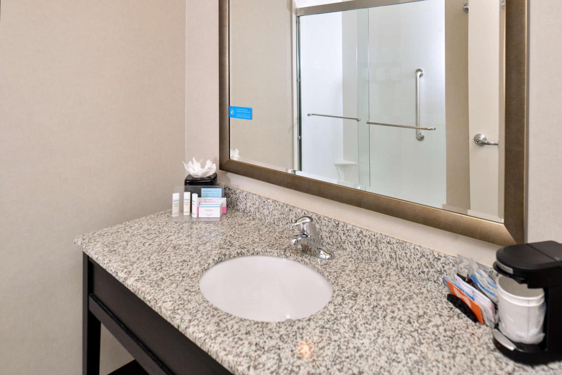 Hampton Inn & Suites Orlando/Downtown South - Medical Center photo 33