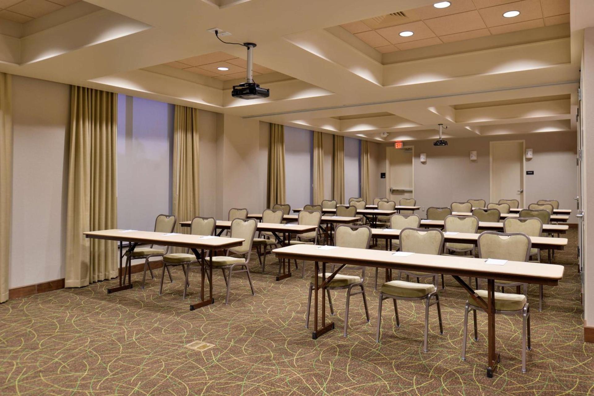 Hampton Inn & Suites Orlando/Downtown South - Medical Center photo 51