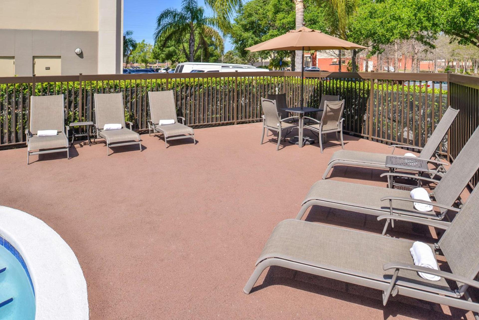 Hampton Inn Closest to Universal Orlando photo 7