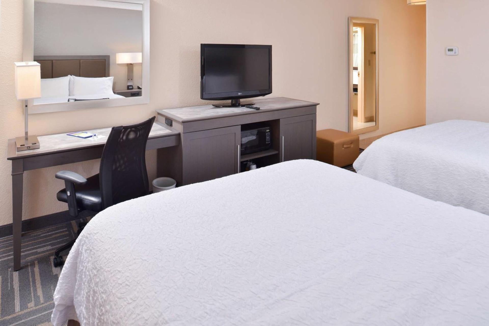 Hampton Inn Closest to Universal Orlando photo 32