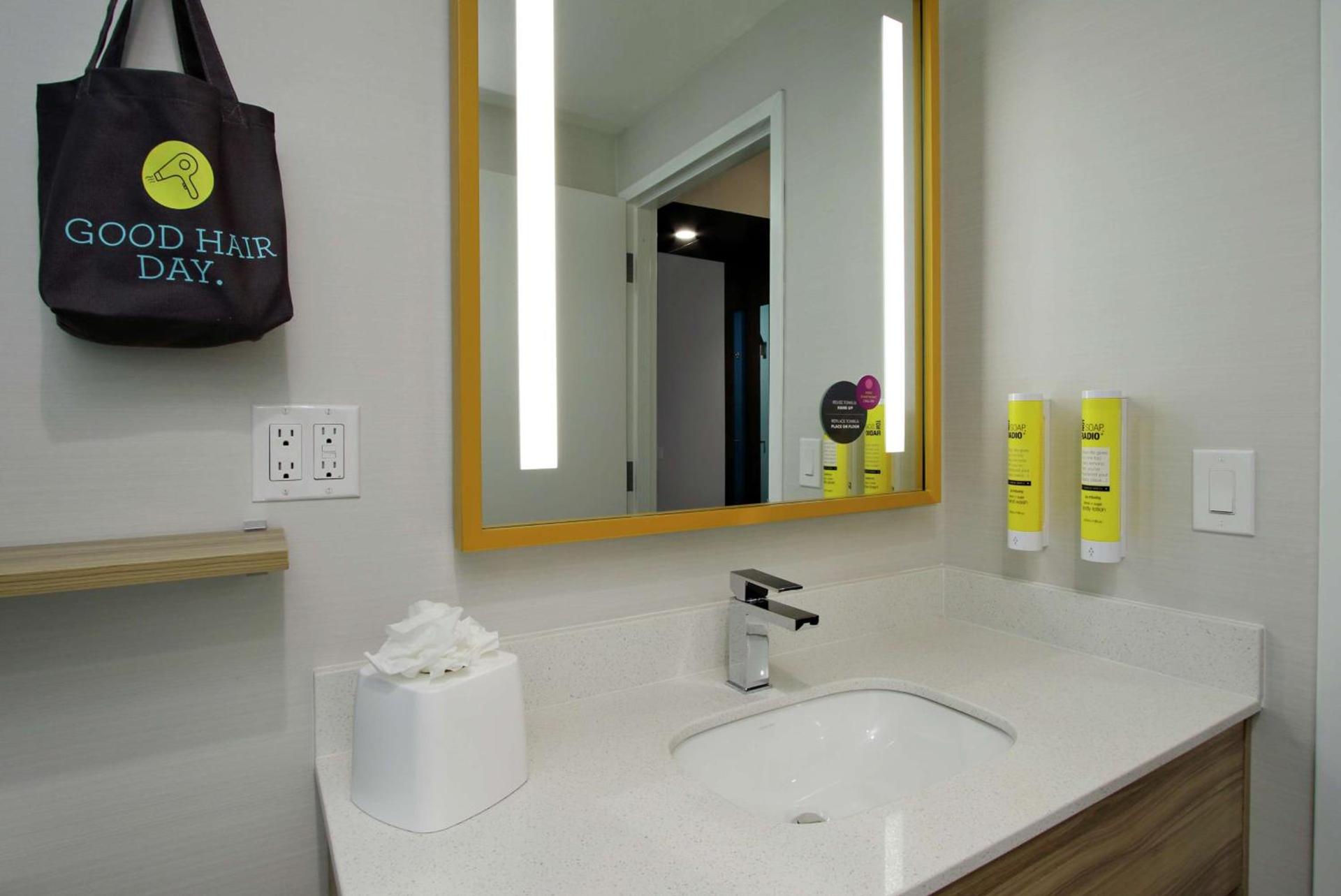 Tru By Hilton Meridian photo 33