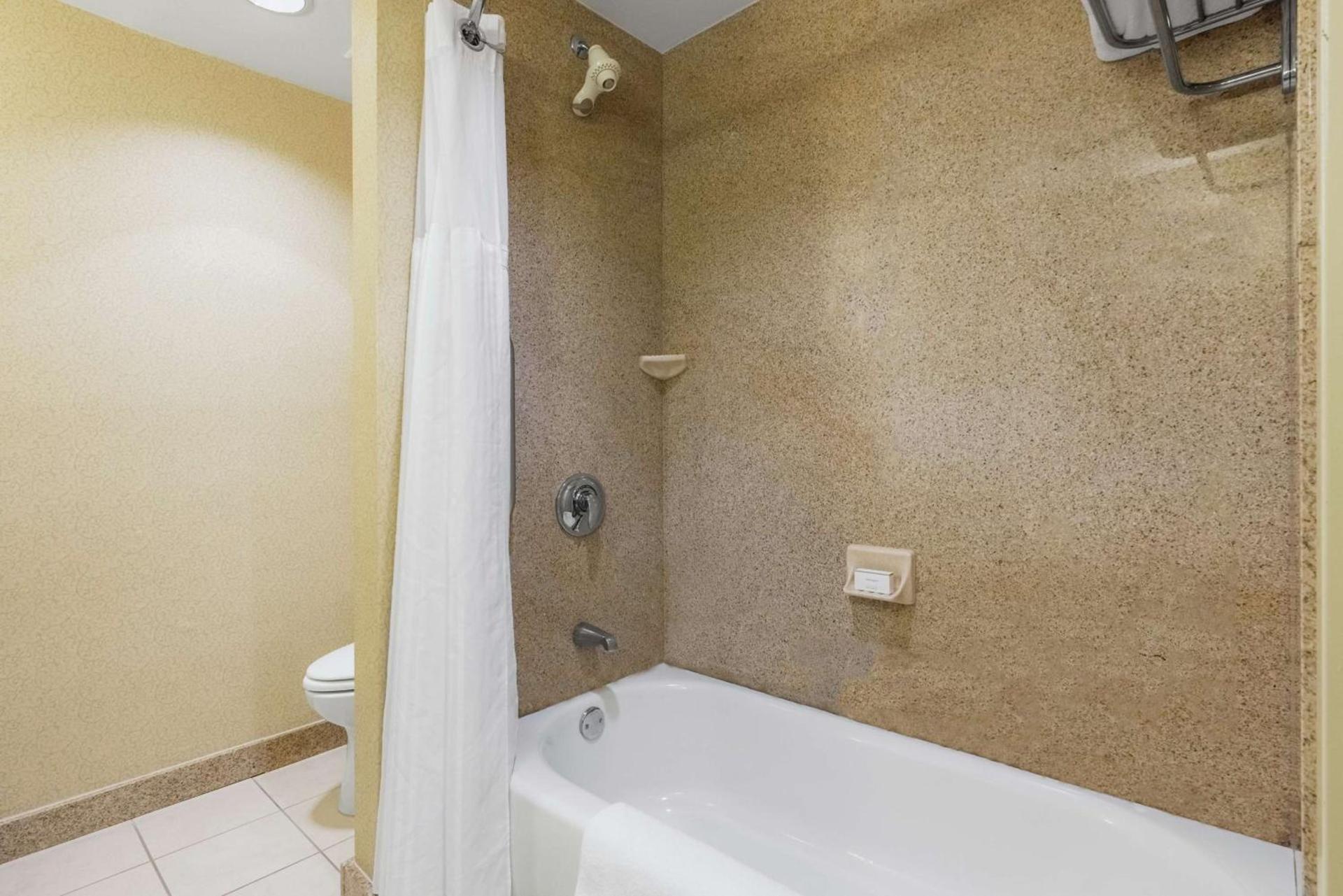 Hilton Garden Inn Meridian photo 30