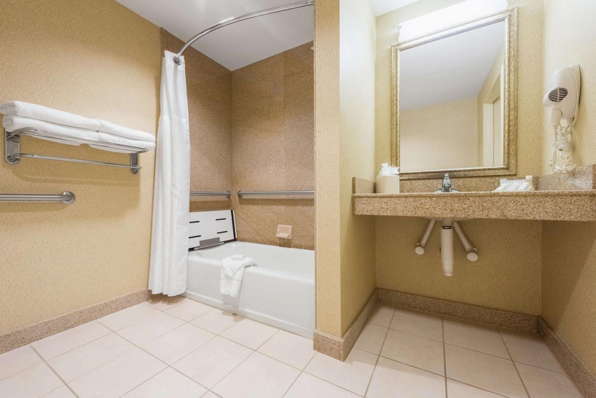 Hilton Garden Inn Meridian photo 31