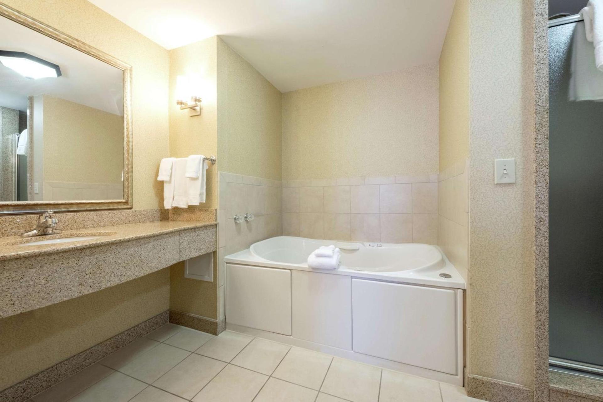 Hilton Garden Inn Meridian photo 41