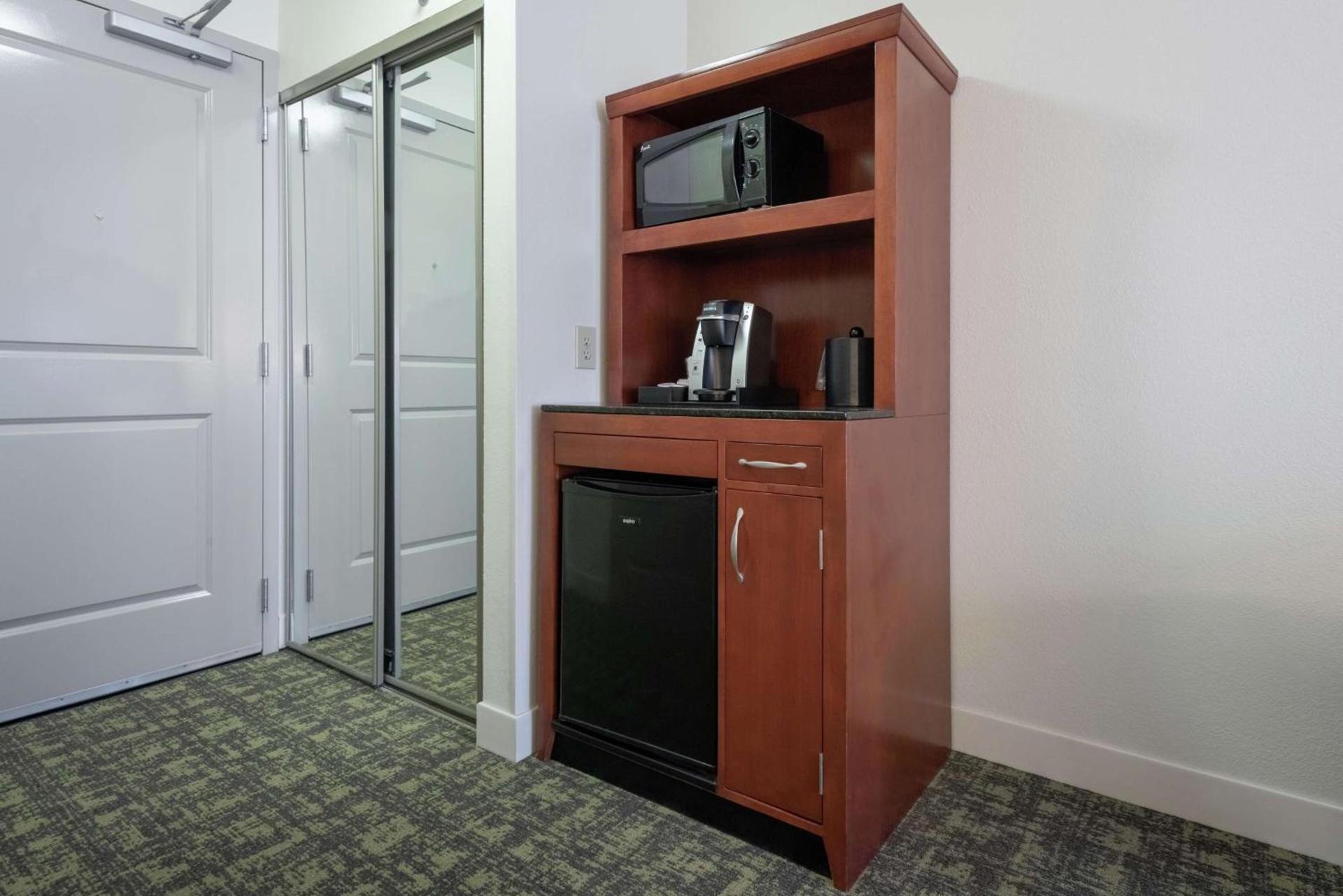 Hilton Garden Inn Meridian photo 65