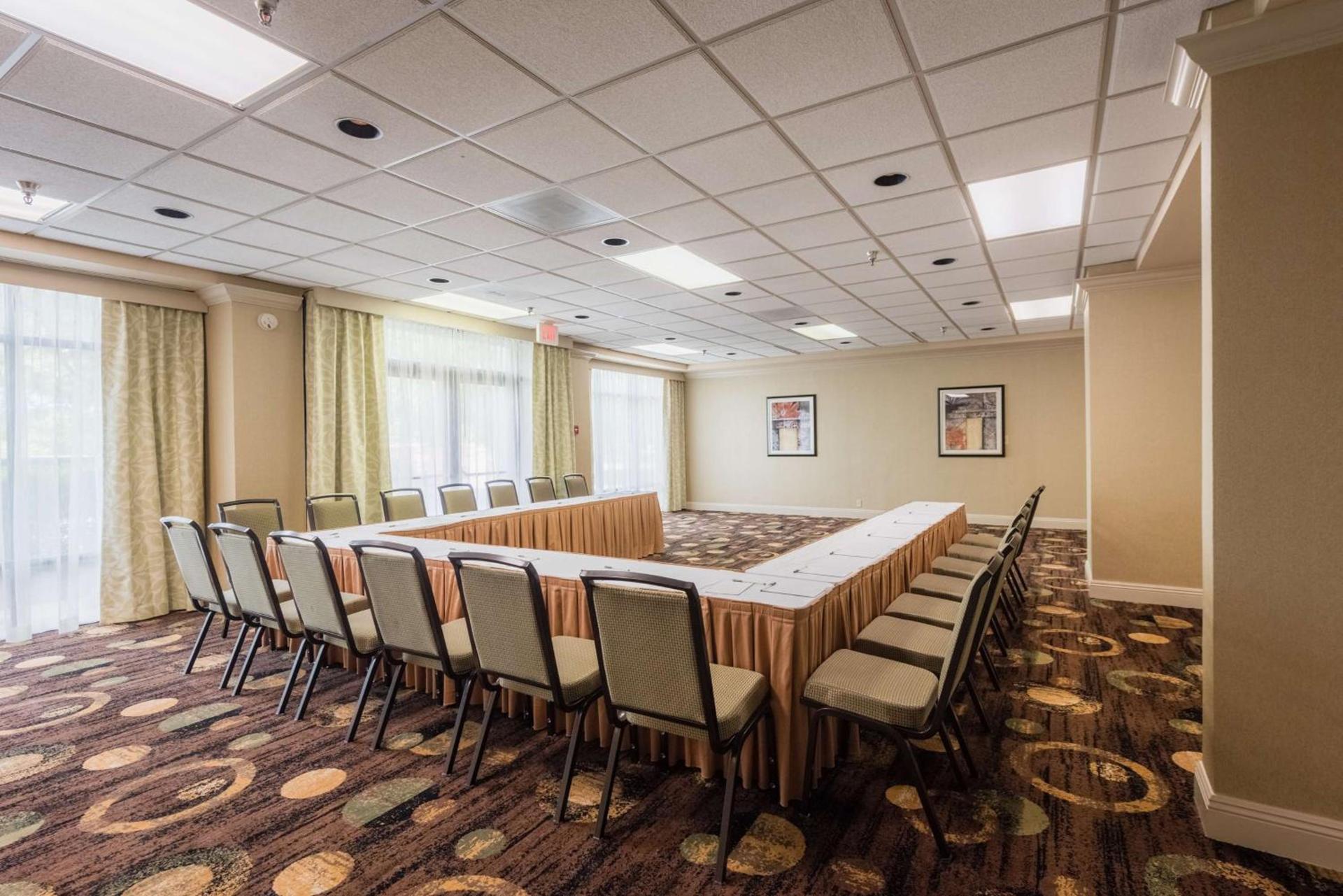 Hilton Garden Inn Meridian photo 72