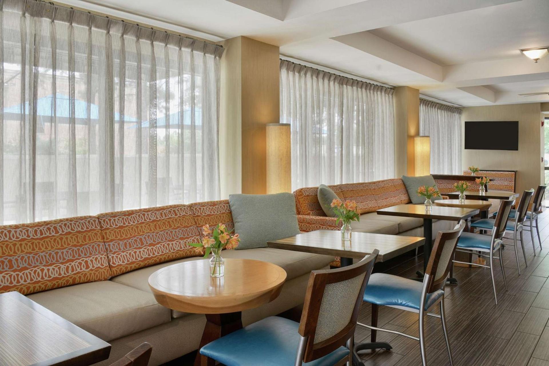 Hampton Inn Memphis/Collierville photo 5
