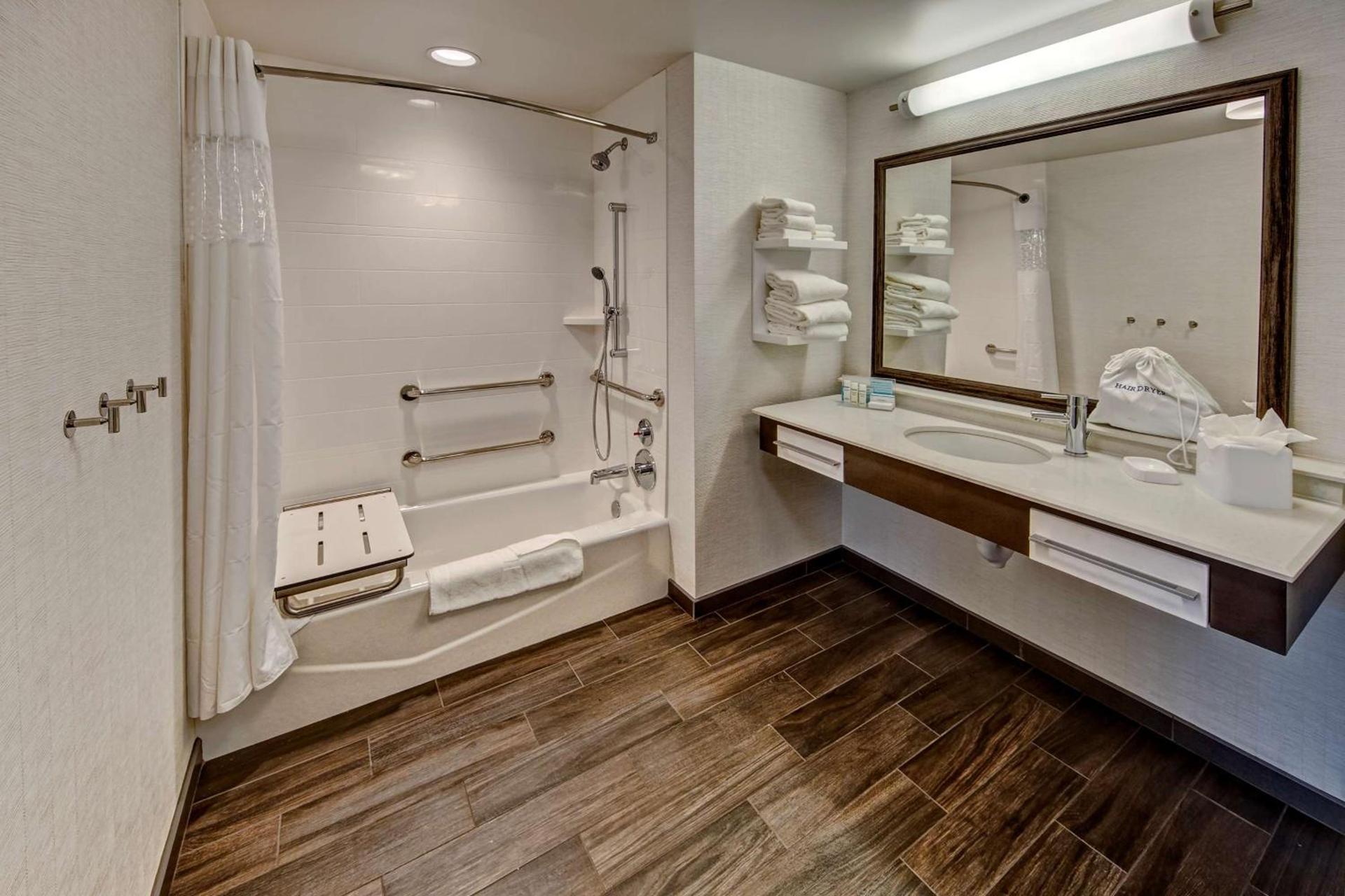 Hampton Inn & Suites Memphis Germantown photo 25